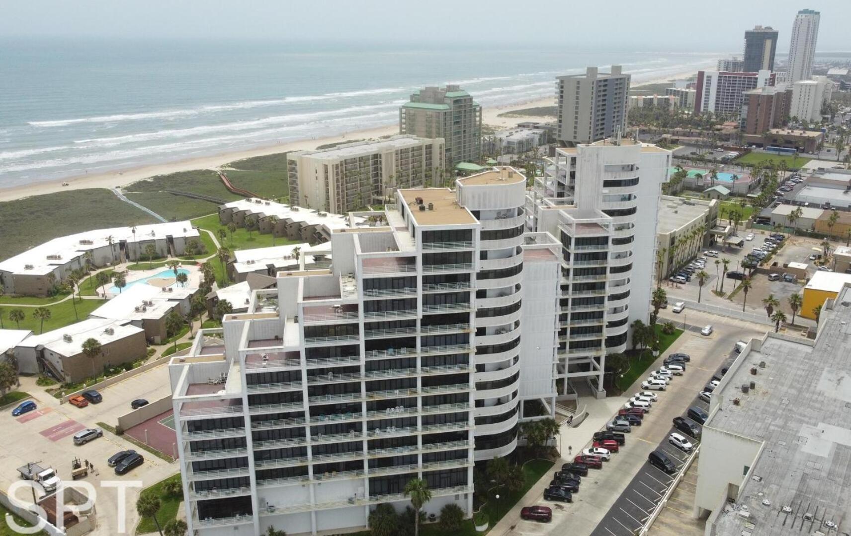 2-Level Beachfront Luxury - Sunchase IV - 326
