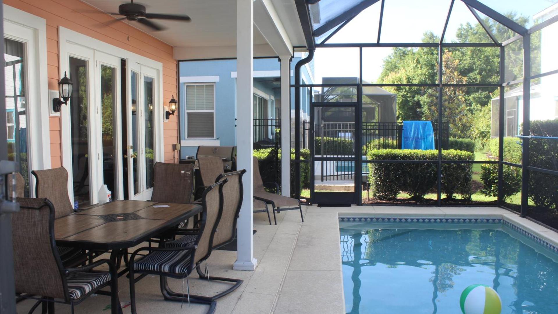 Luxury Villa 5 Bedrooms Minutes from Disney in the Reunion resort view 2