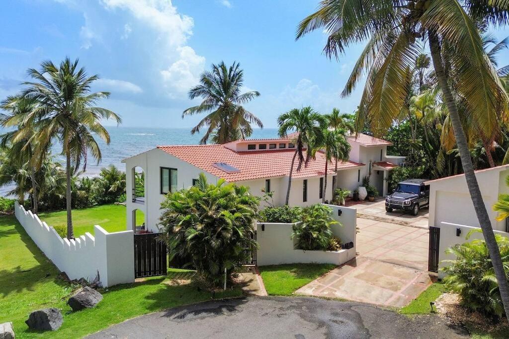 Olive Villa Palmas - Modern Beachfront