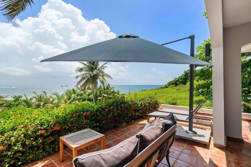 Olive Villa Palmas - Modern Beachfront