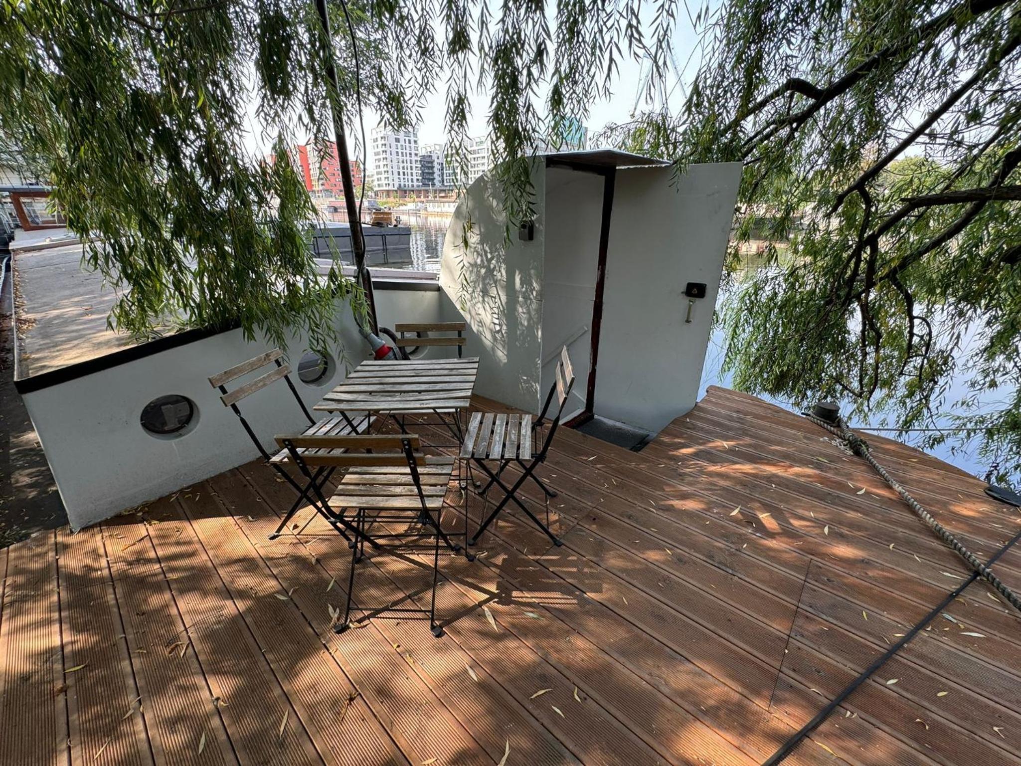 Prague on Boat, Privat Pier, Free Parking