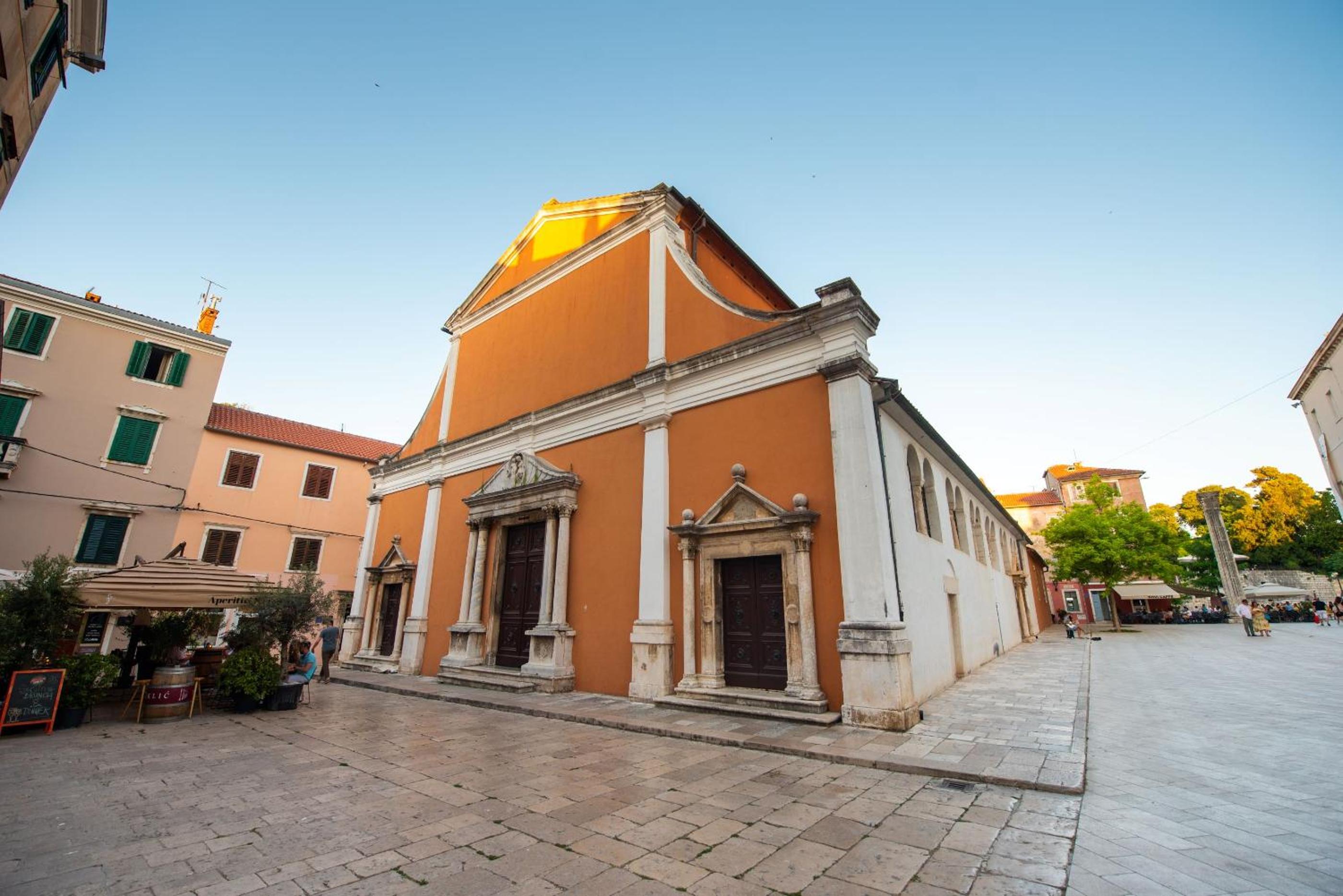 FREJA- Luxury Studio apartment Old town Zadar Center