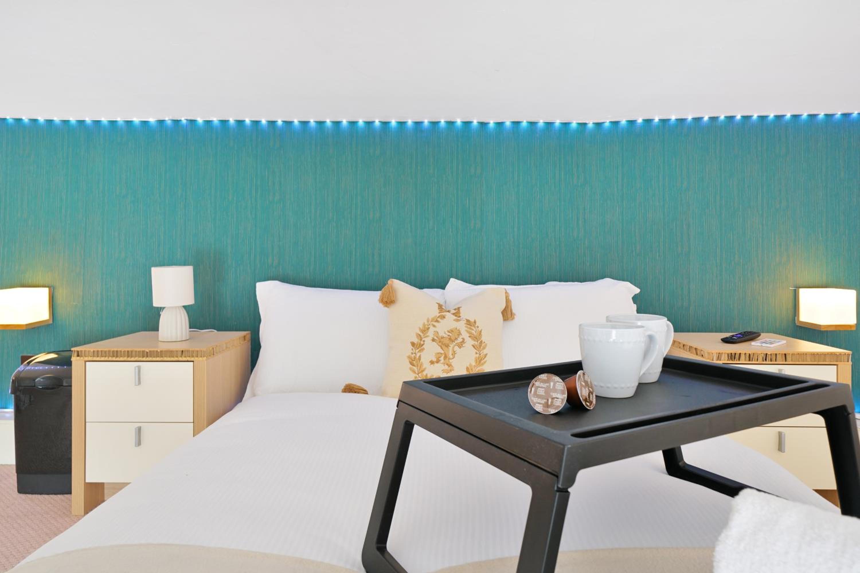 Cozy Split-Level Studio By LiveStay Short Lets & Serviced Accommodation London