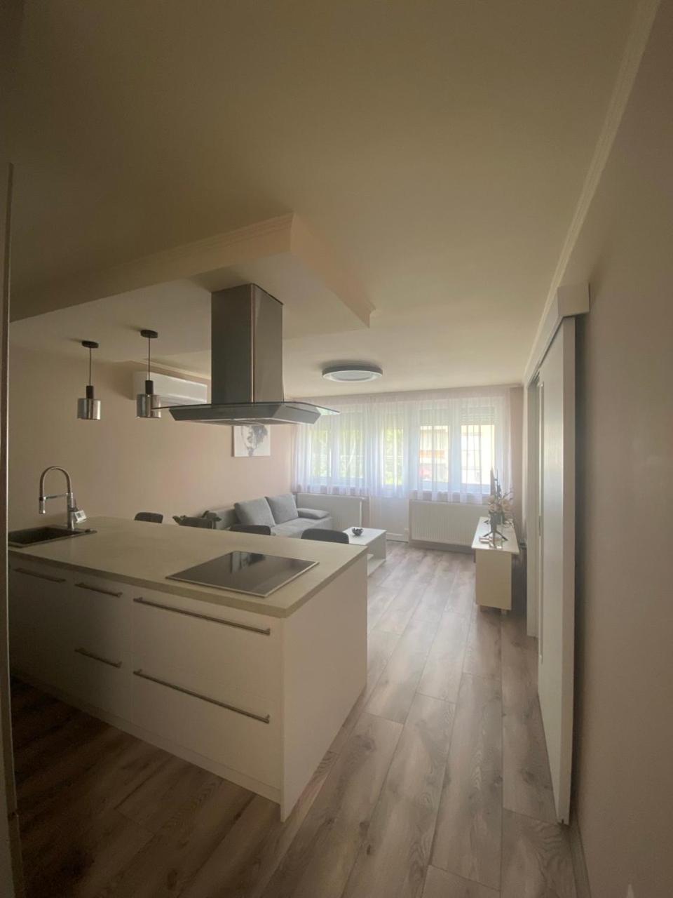 Hotter Apartman