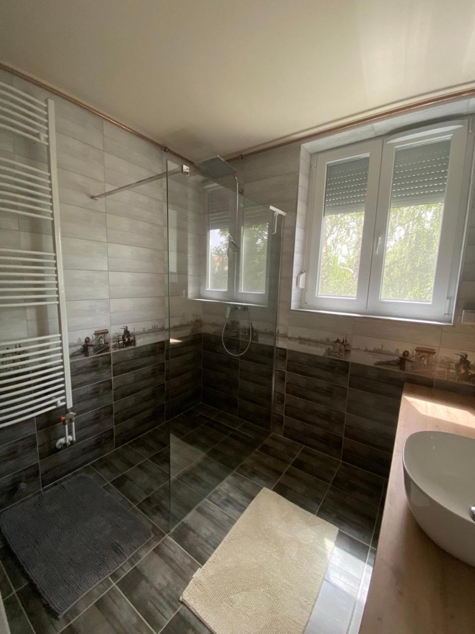 Hotter Apartman