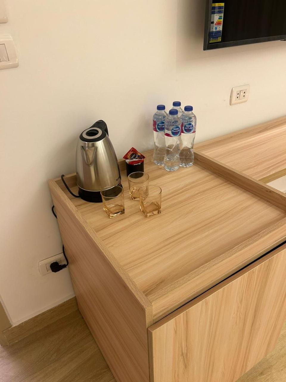 Diamond pyramids hotel