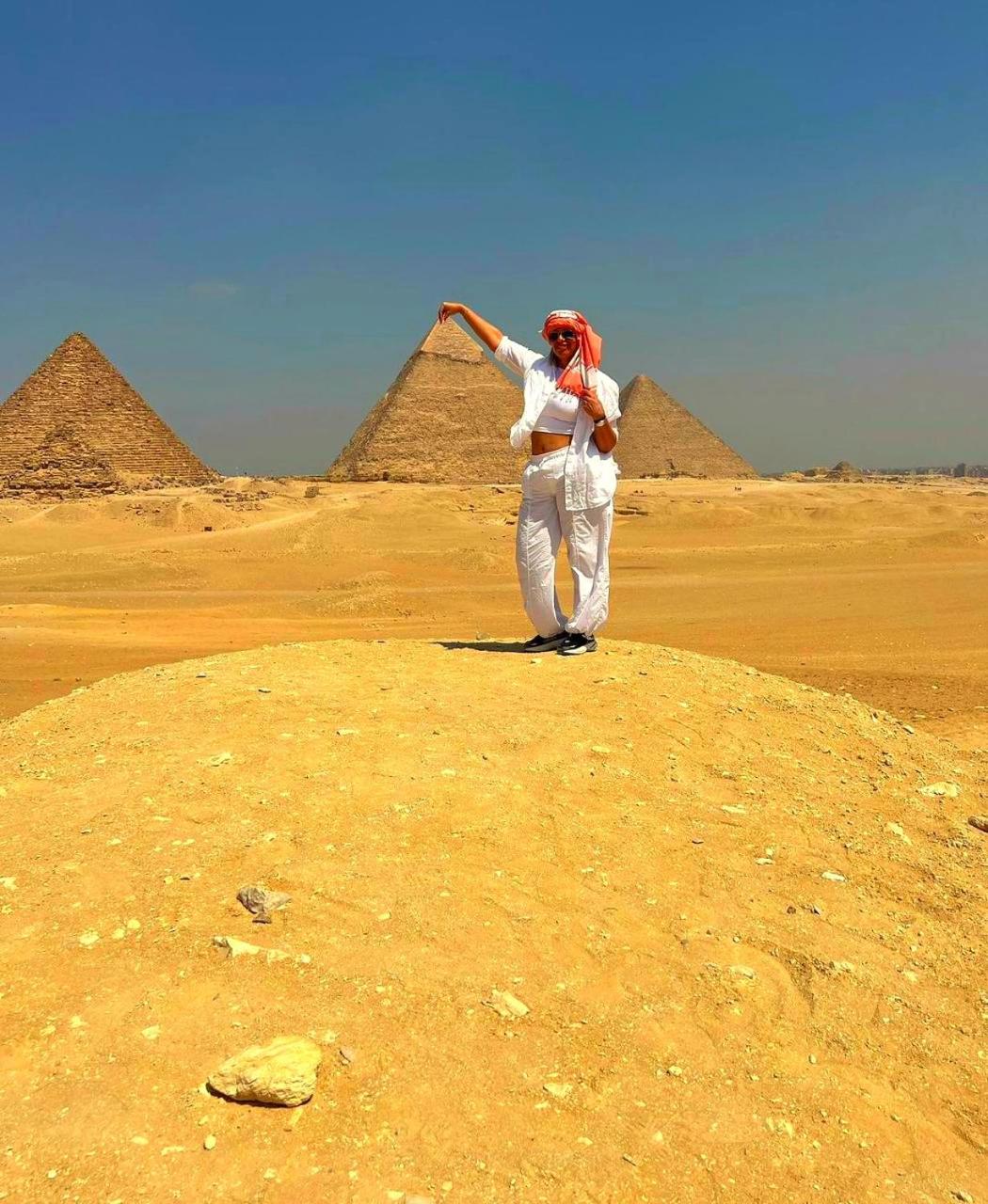 Diamond pyramids hotel