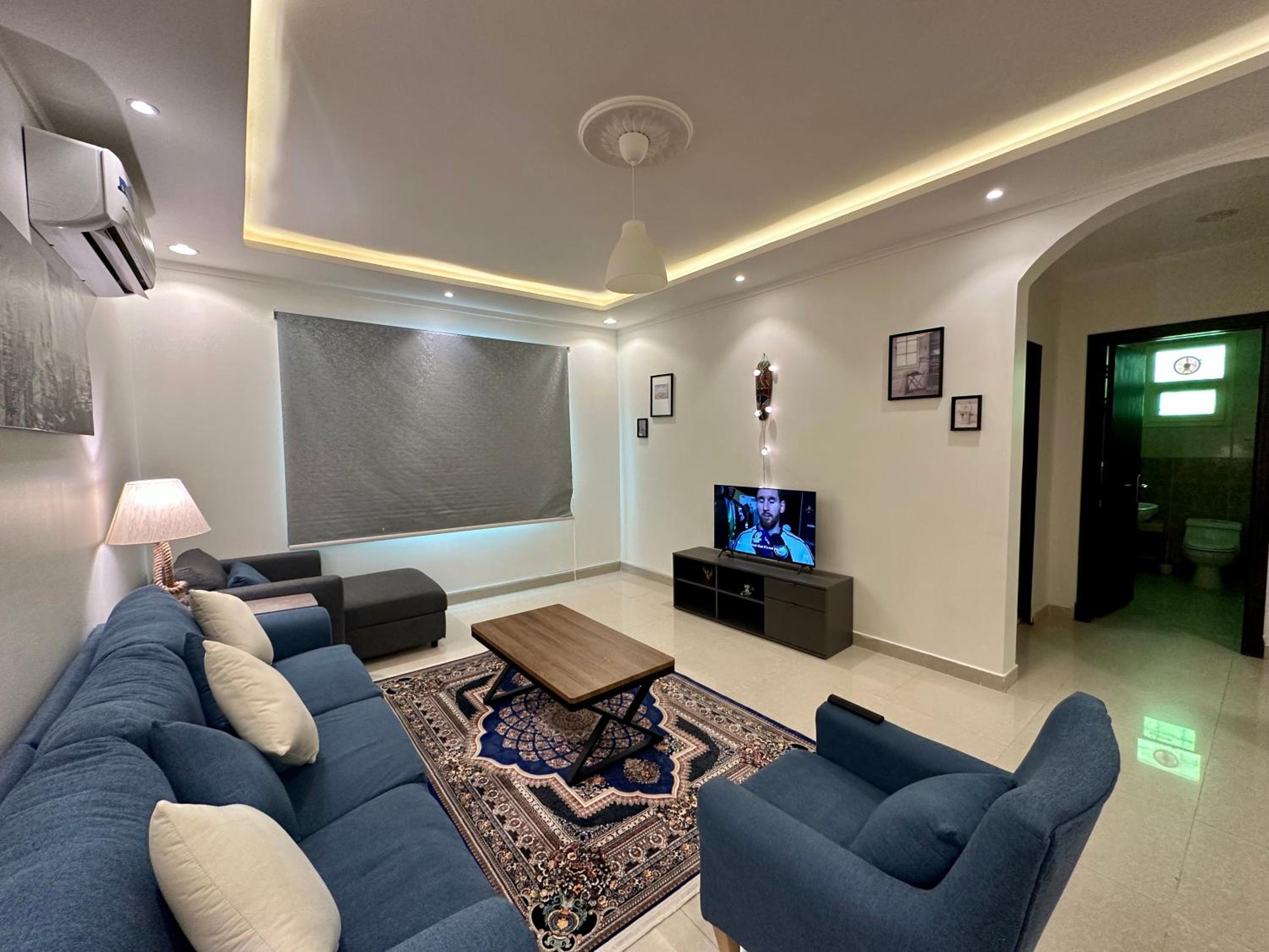 Lovly apt in Qurtubah Classy area full of services near by