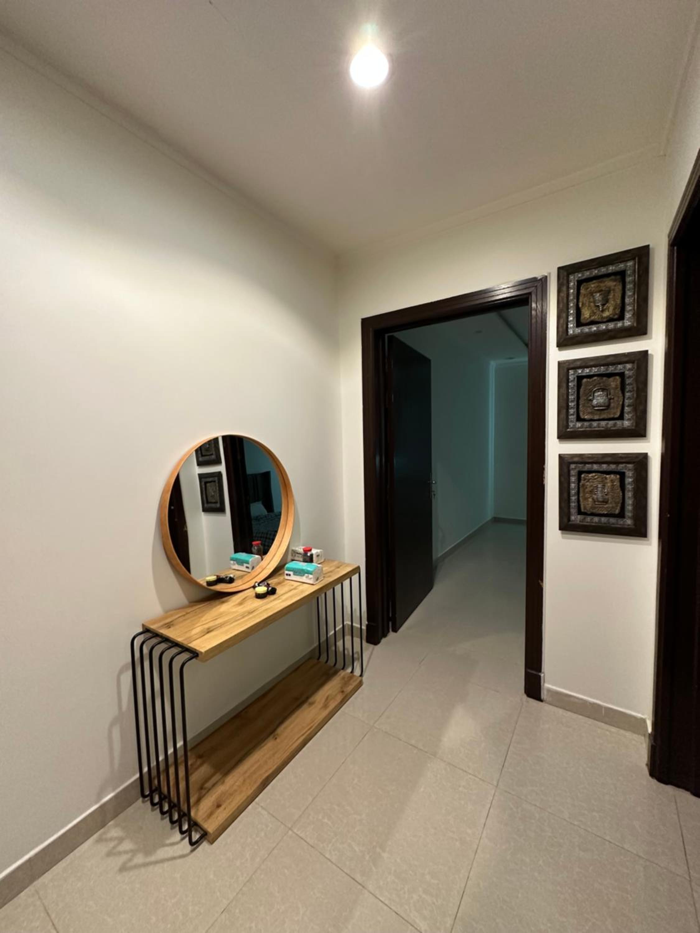 Lovly apt in Qurtubah Classy area full of services near by