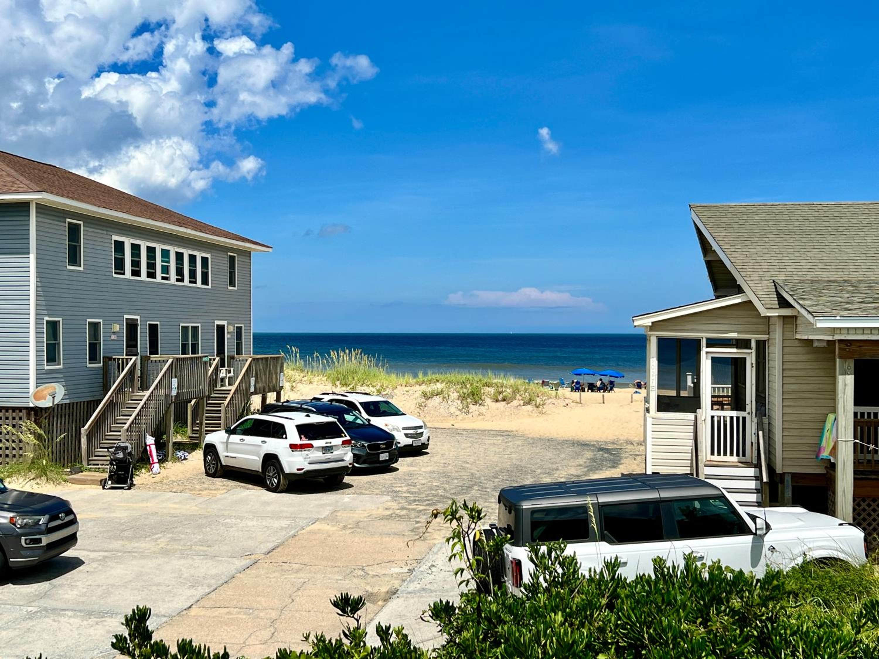Williams - S Nags Head MP 19, 100 Ft to the Beach, Ocean View, 3 Bedrooms, Close to Pier