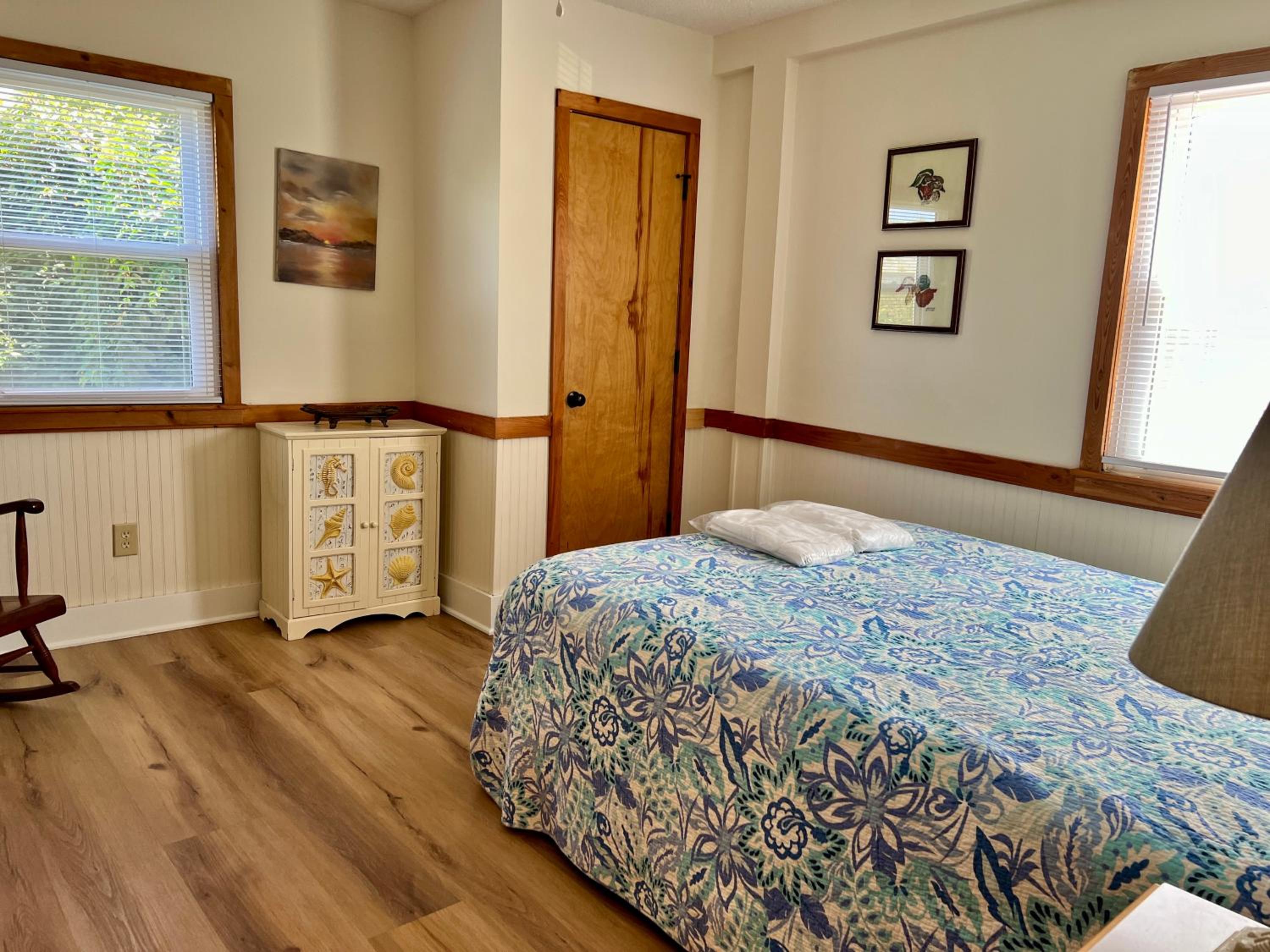 Williams - S Nags Head MP 19, 100 Ft to the Beach, Ocean View, 3 Bedrooms, Close to Pier