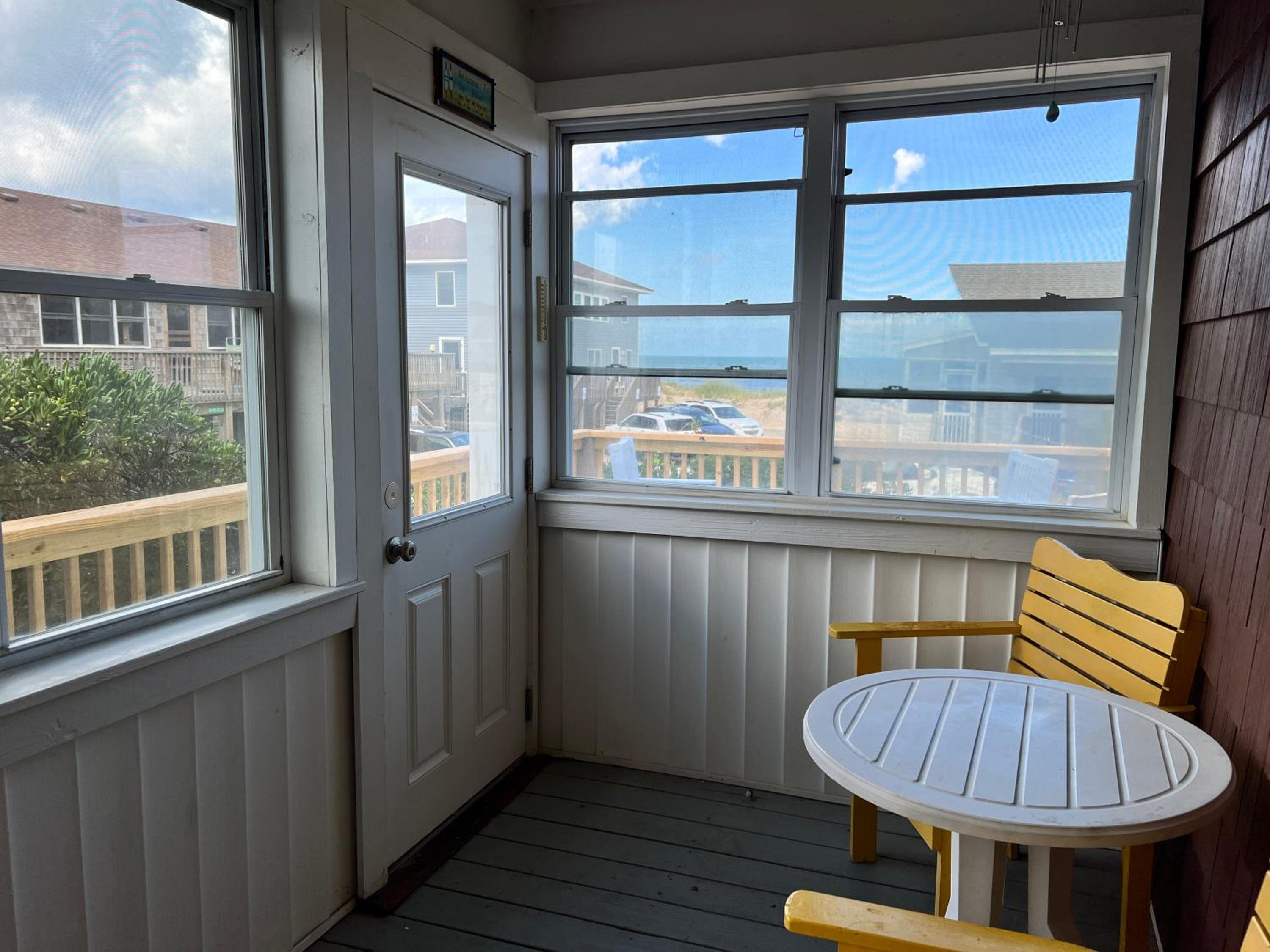 Williams - S Nags Head MP 19, 100 Ft to the Beach, Ocean View, 3 Bedrooms, Close to Pier