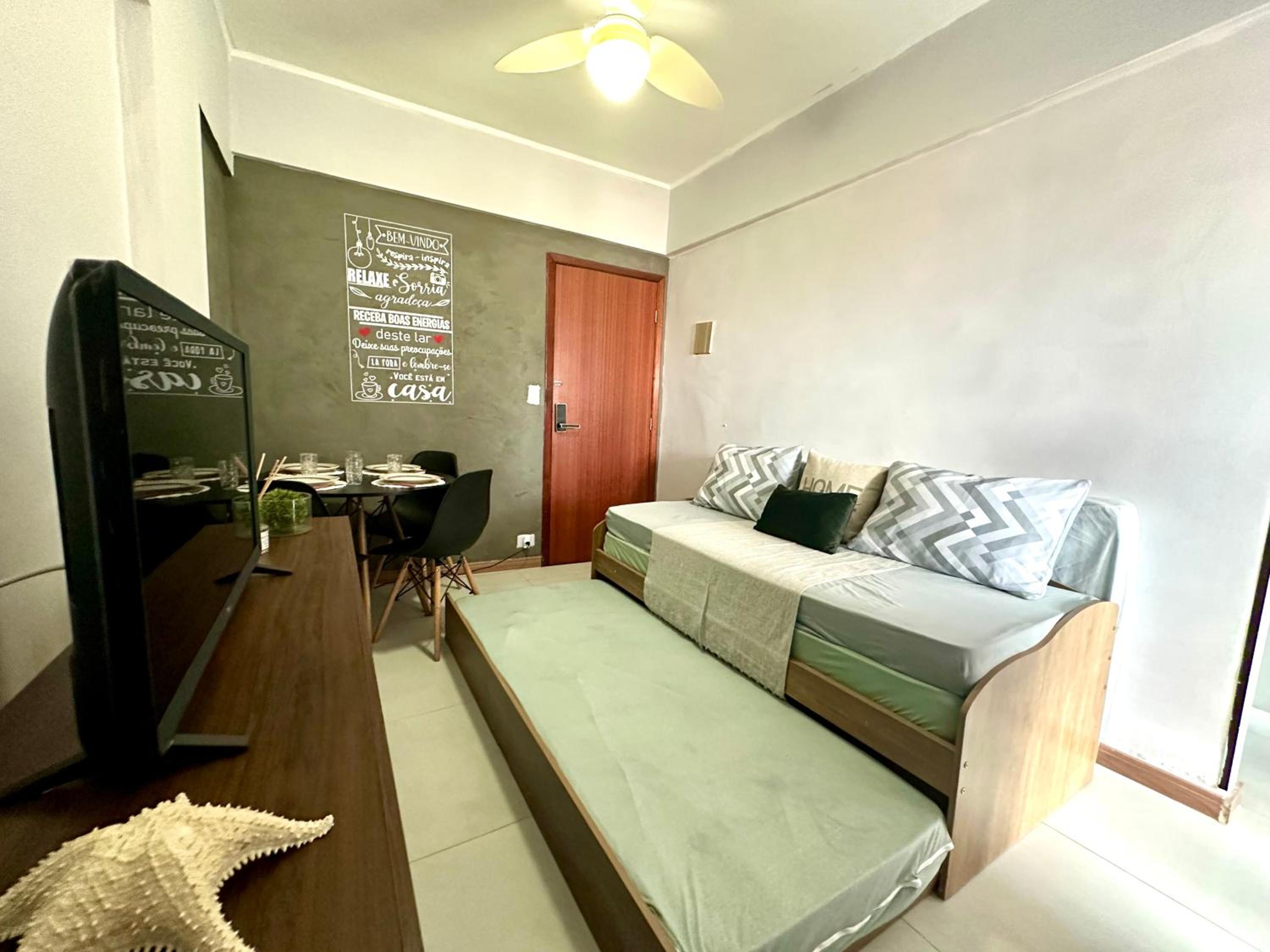 Apartamento aconchegante 8 min a pé até a praia