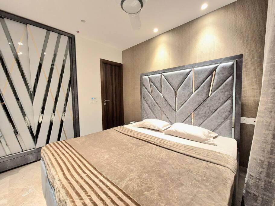 luxury1bhk-Mumbai airport view 3