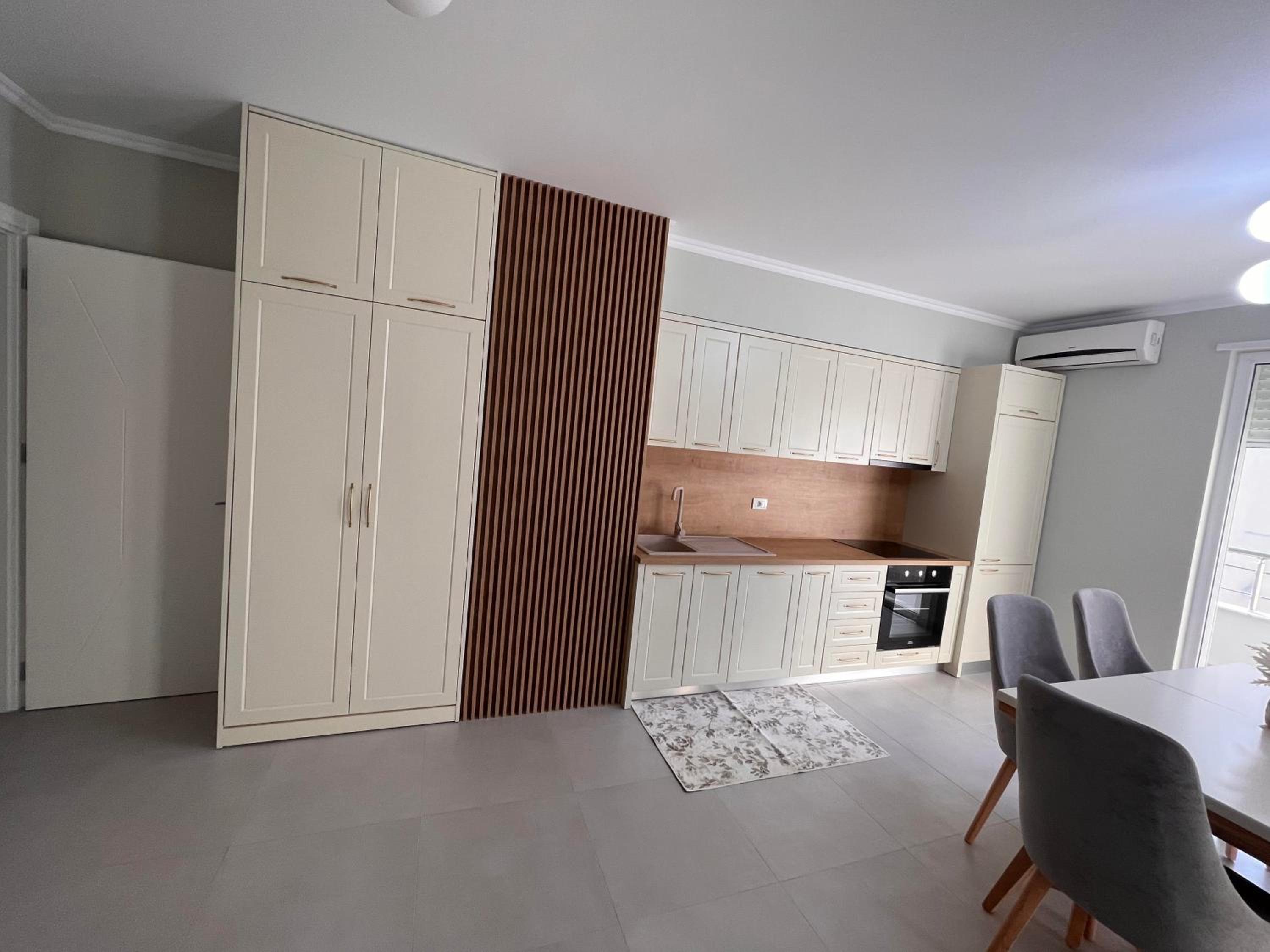 Beautiful Beachside Apartment