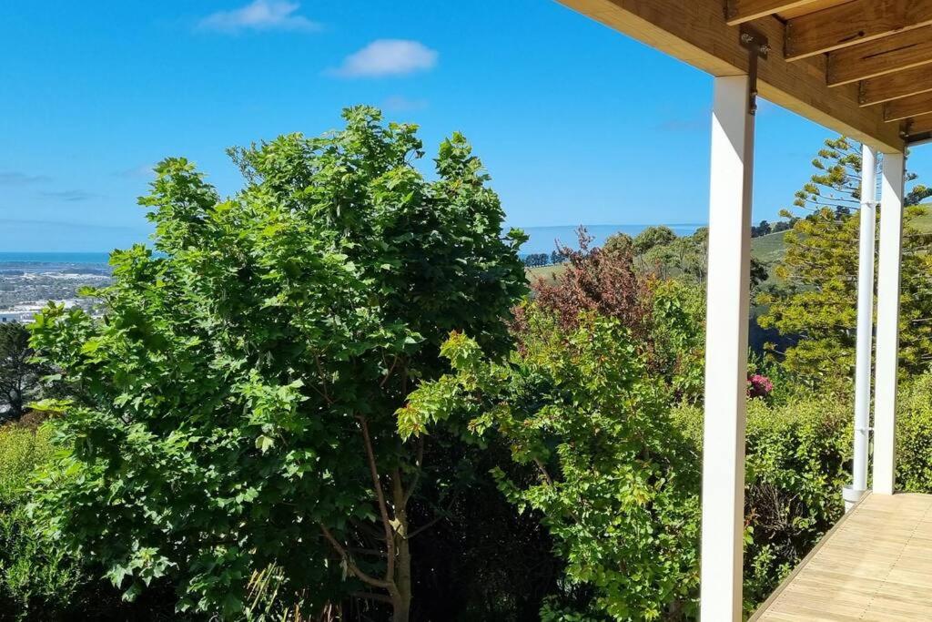 Huntsbury Hideaway view 5