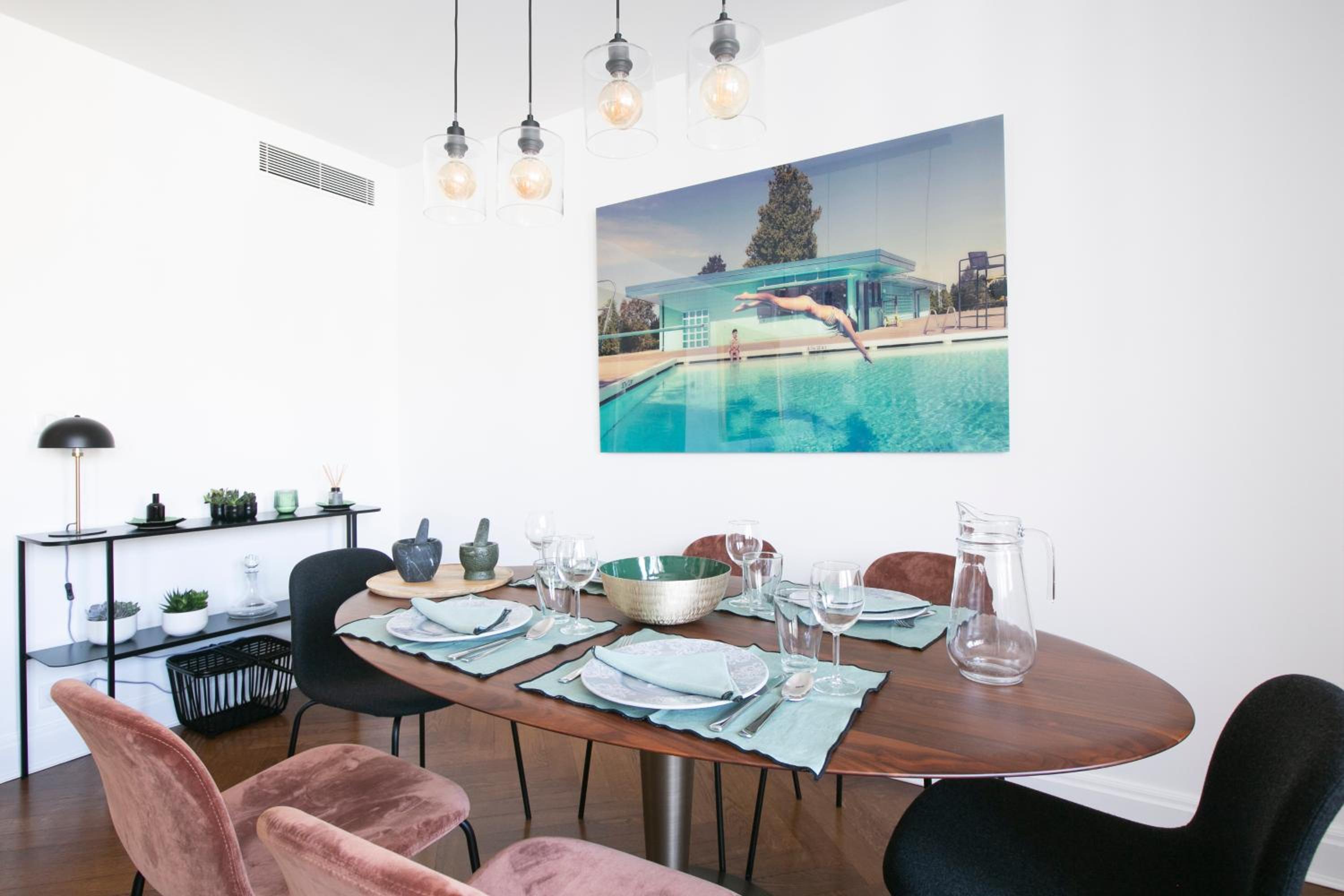 Magnificient 2 Bedrooms with terrace next to champs-elysées - PC62B