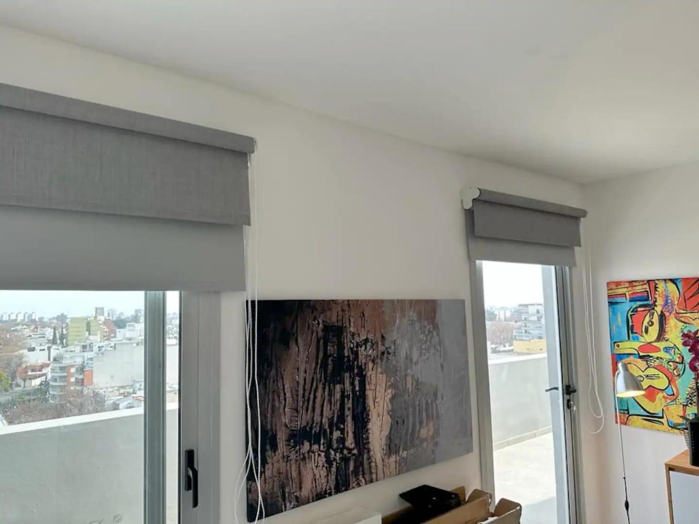 Penthouse Panorámico a Estrenar en Sofisticado Barrio y Edificio 100m2 Piscina Salon de Eventos Gym