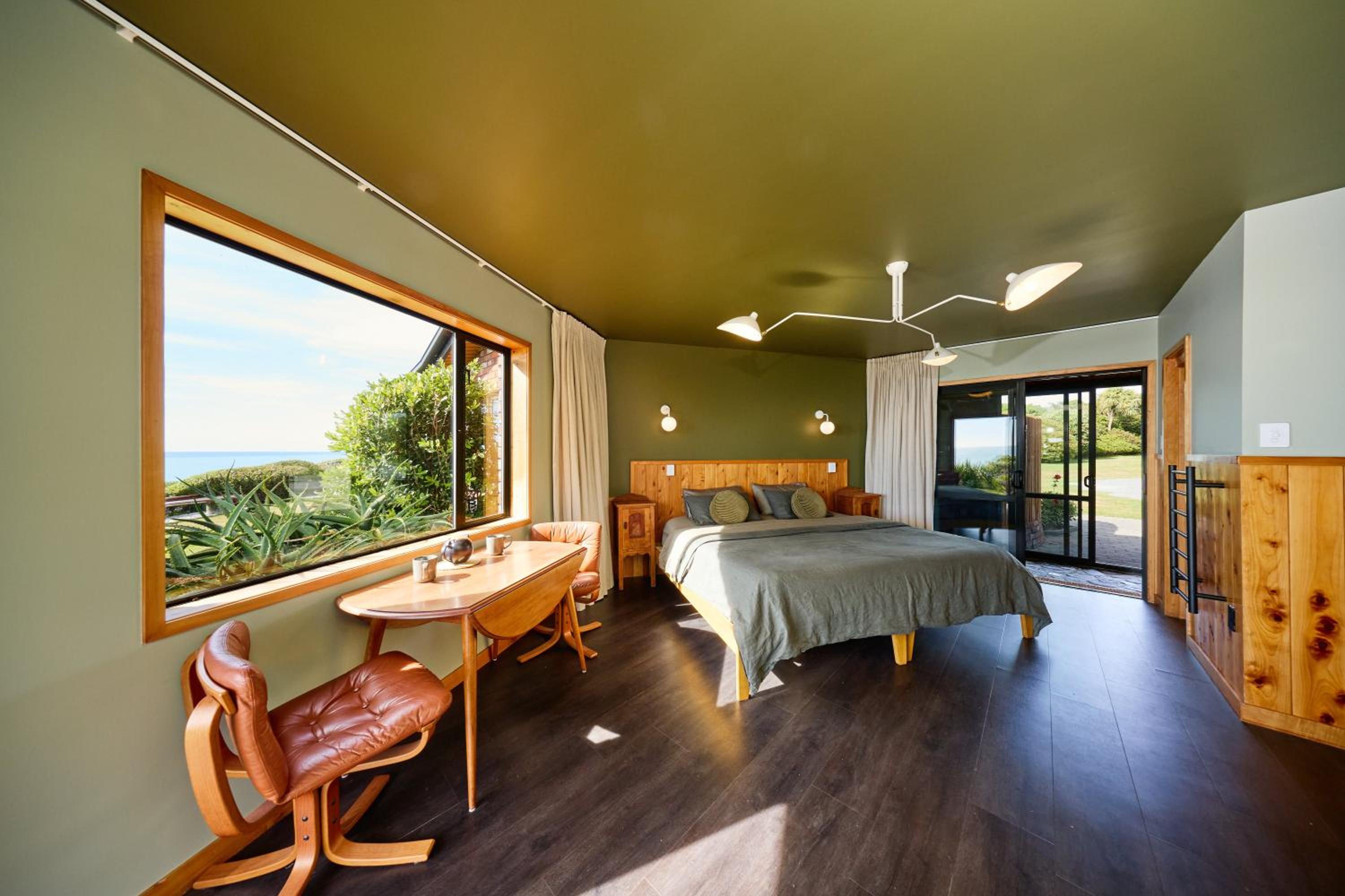 Oceanview Suite