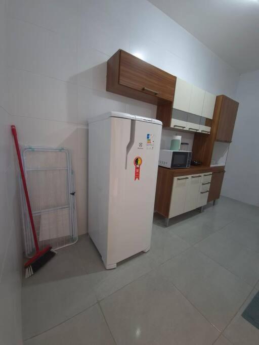 Dúplex 2 quartos próximo a Orla
