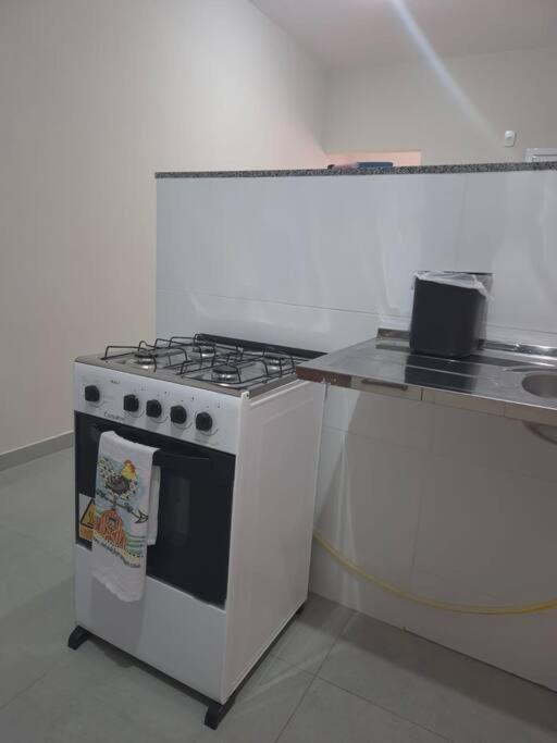 Dúplex 2 quartos próximo a Orla