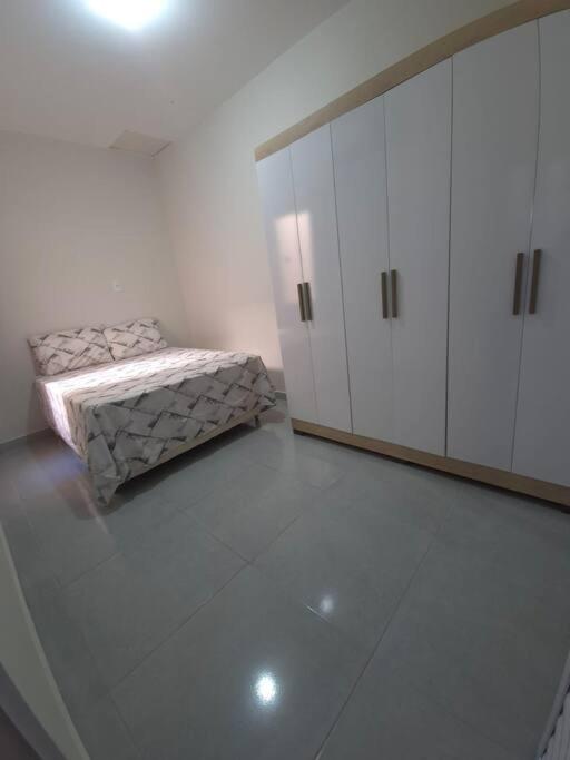 Dúplex 2 quartos próximo a Orla