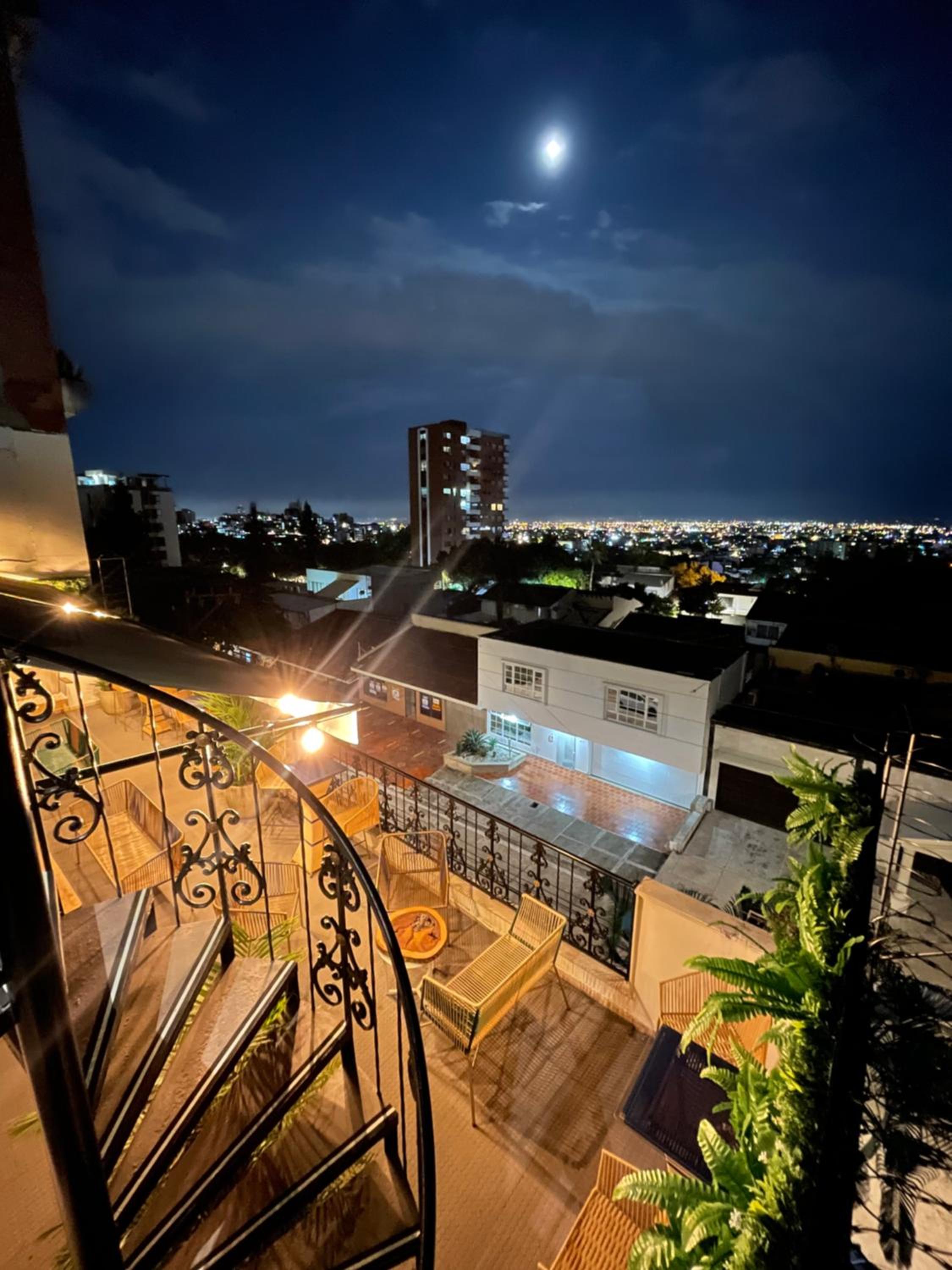 The View Hostel & Lounge