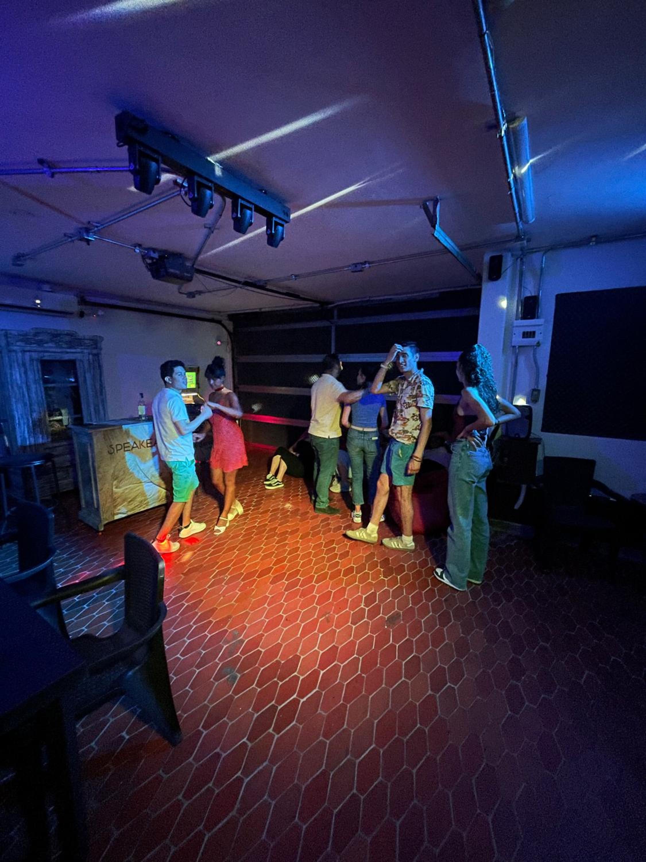 The View Hostel & Lounge
