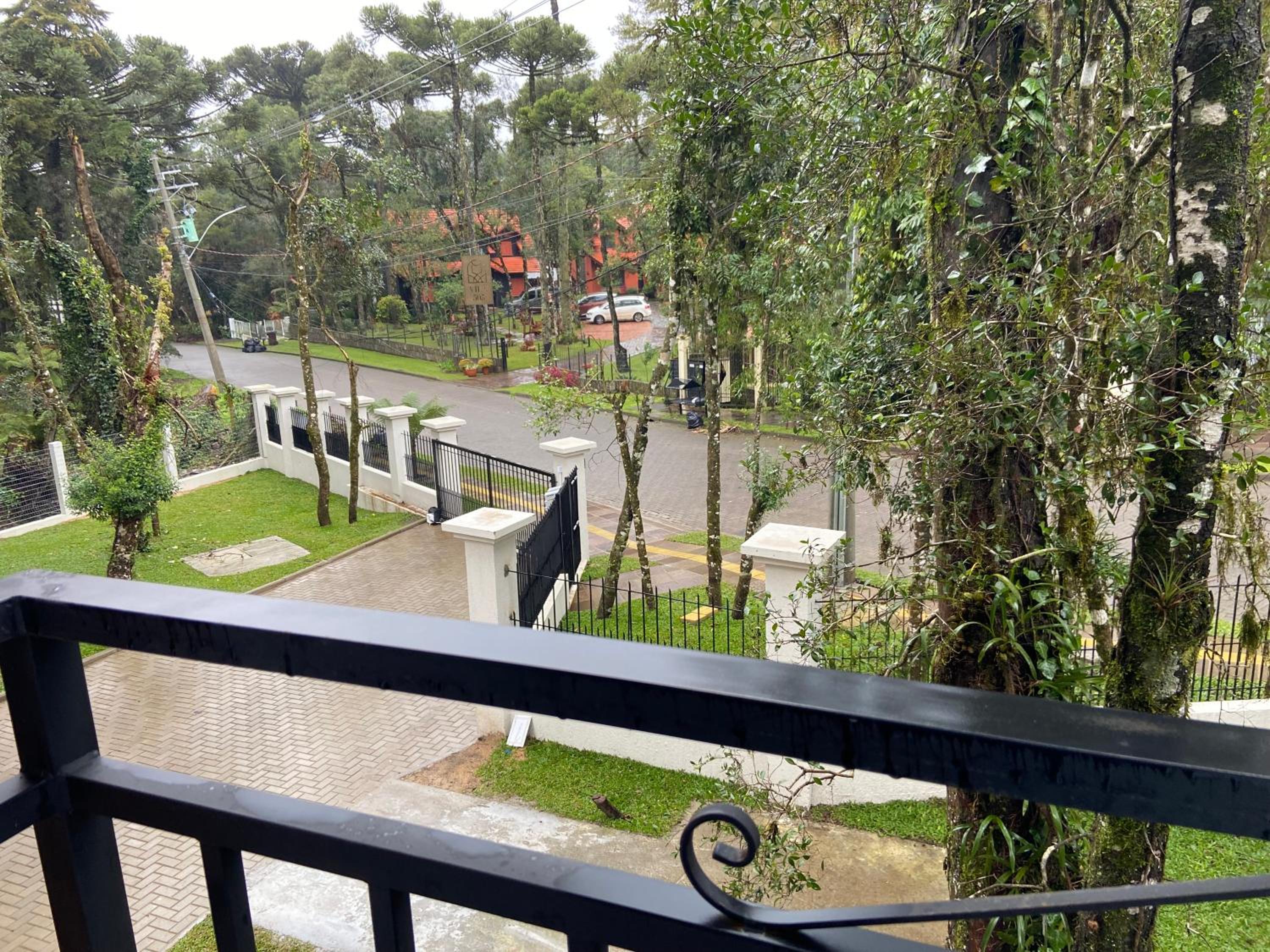 Casa das Araucárias
