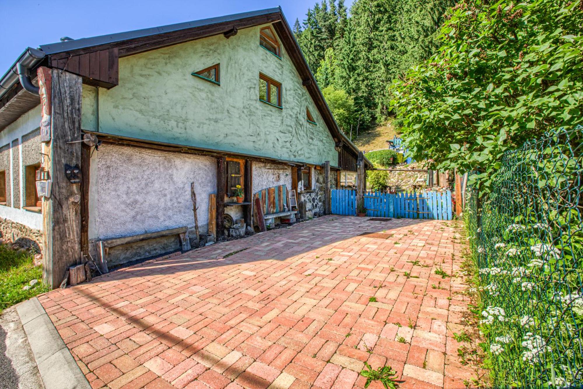 Photo 43