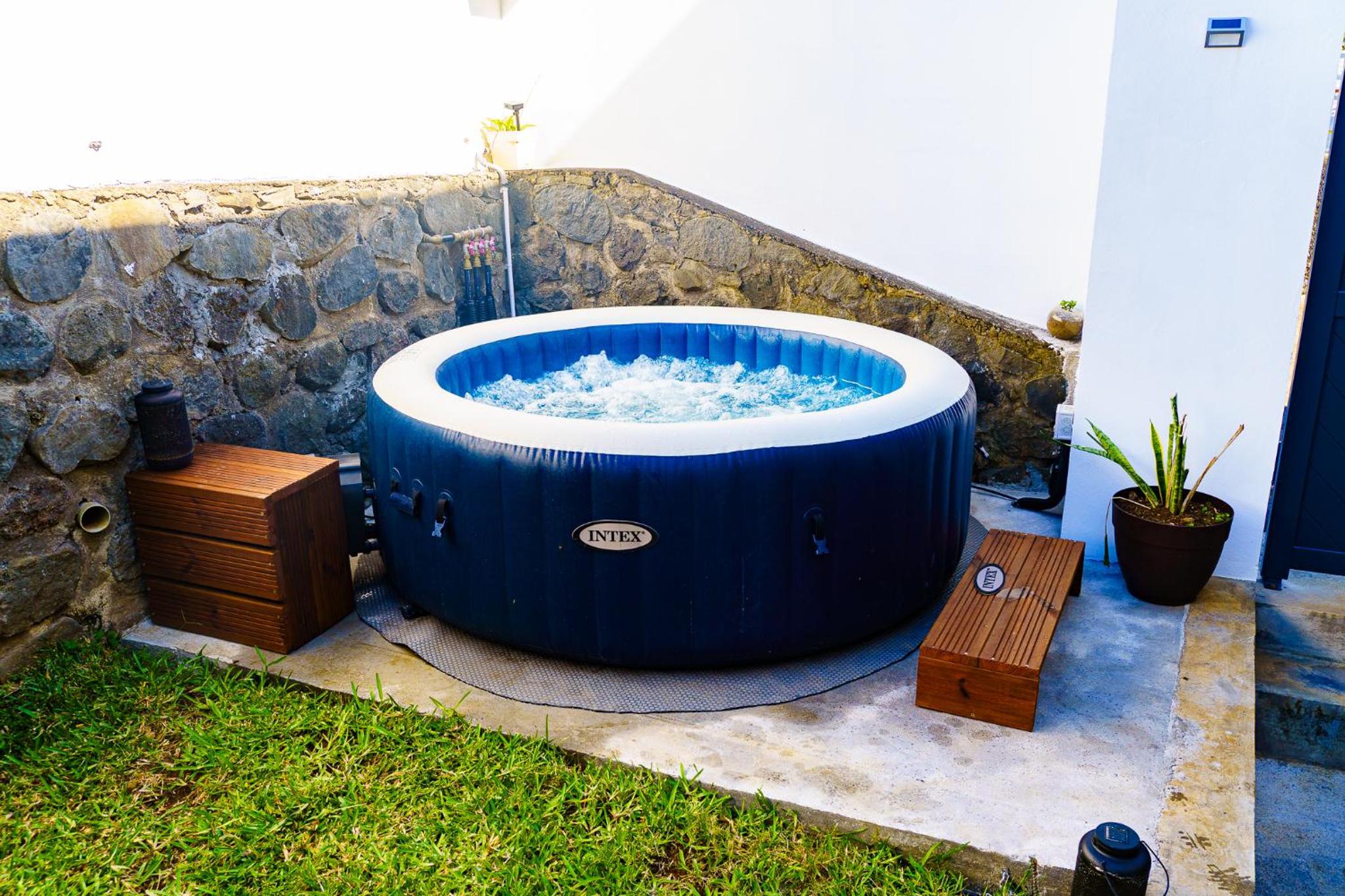 T2 L'Escale du Voyageur - Terrasse Jardin & Jacuzzi - Proche Aéroport view 2