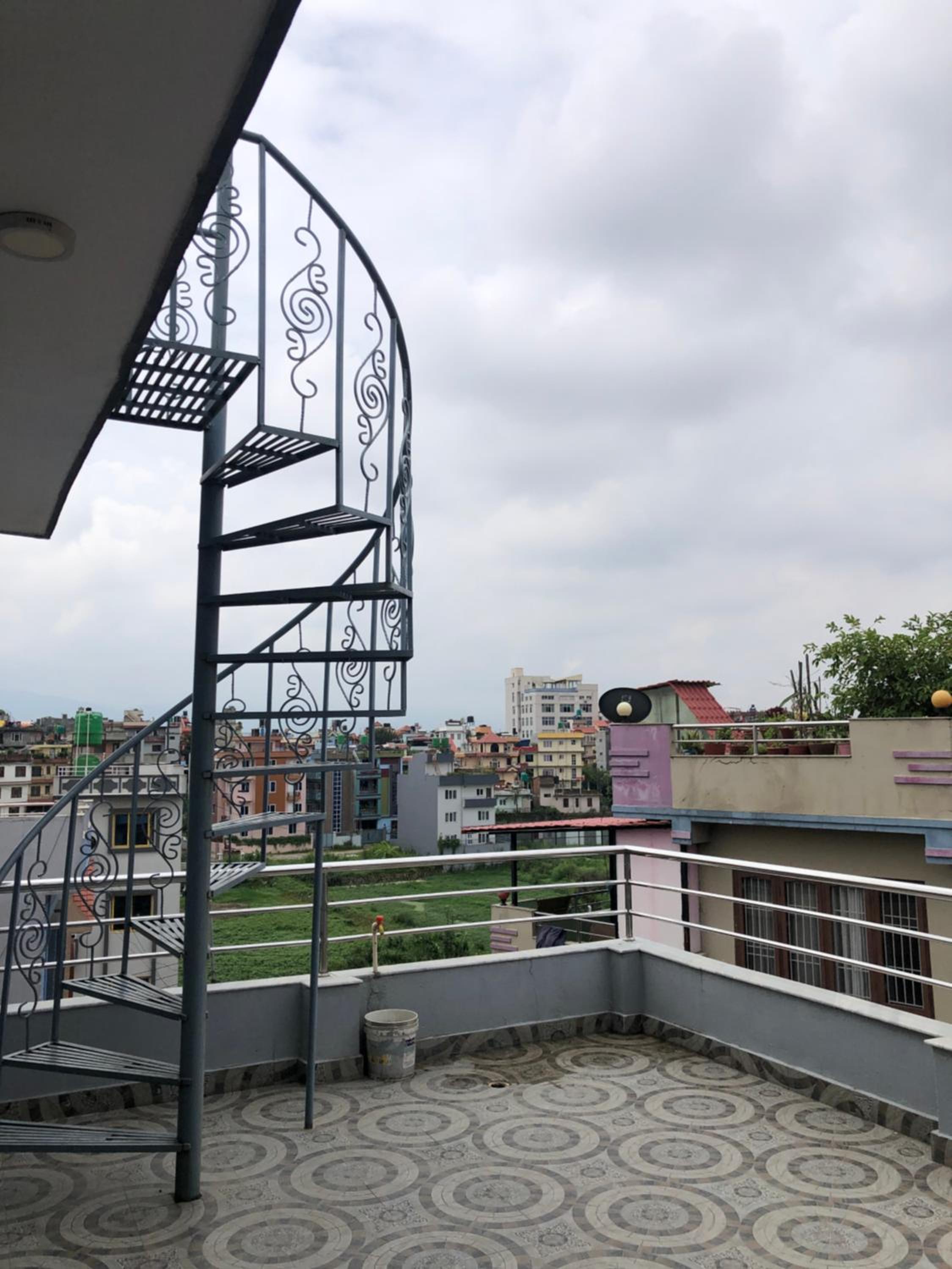 PeaCe HouSe view 5