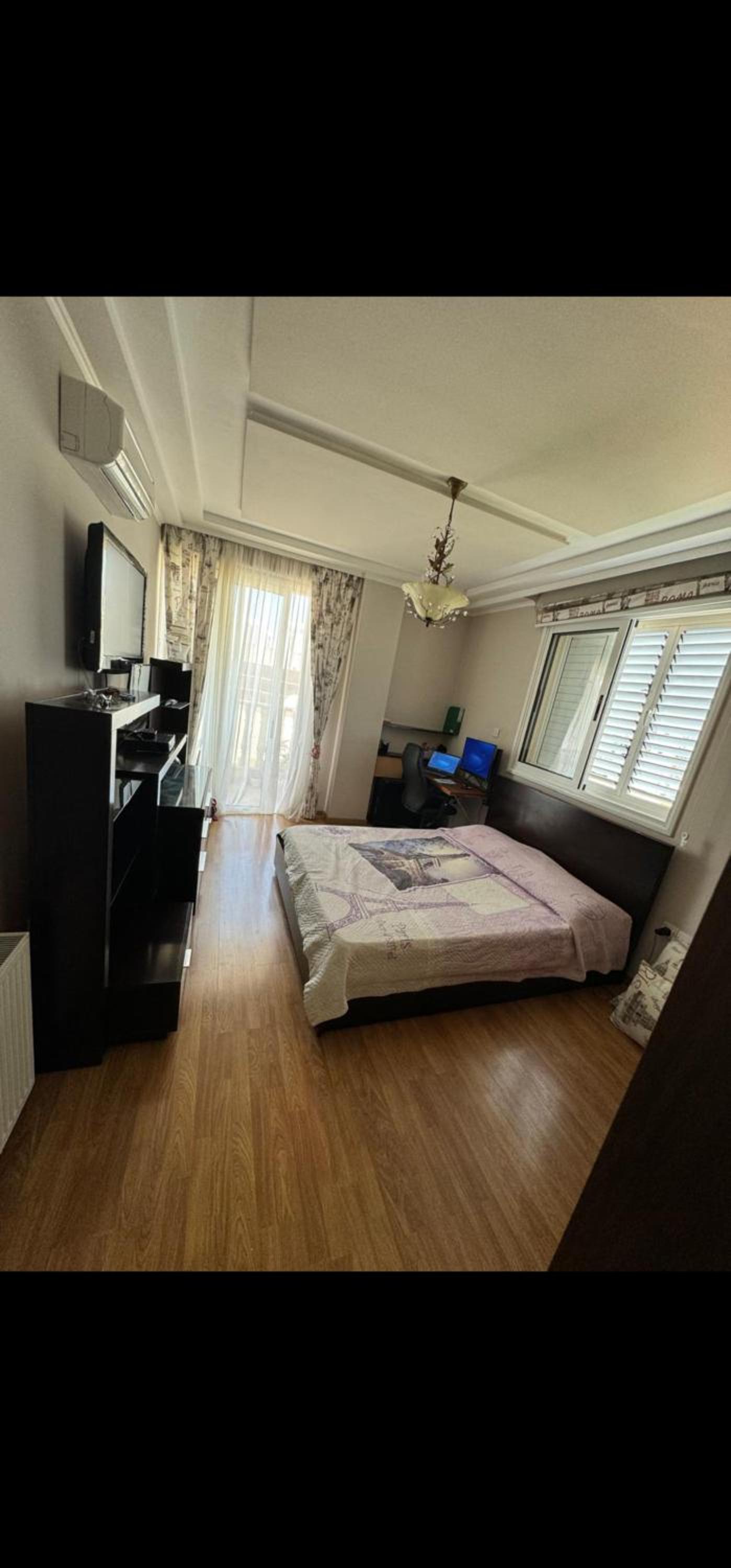 Two bedroom apartment for rent per day