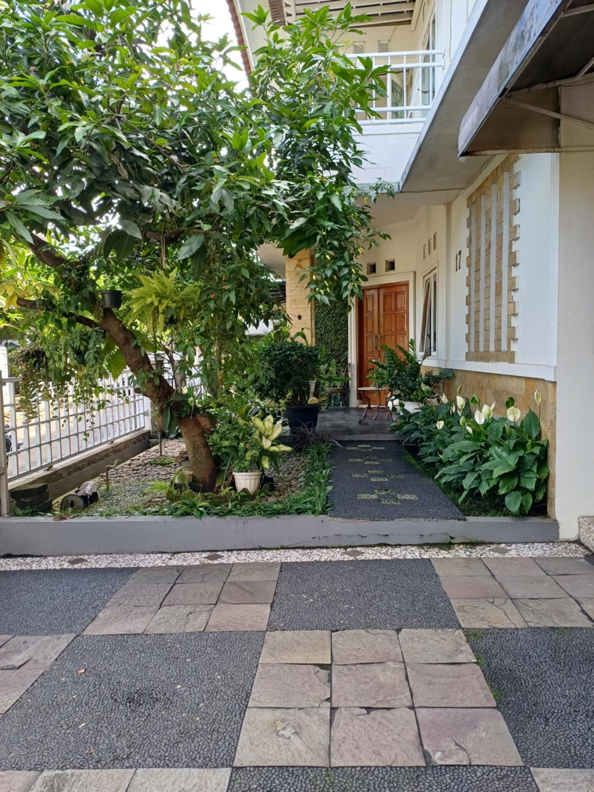 Puri Nusa Indah,Cozy, Large, Near Bogor City view 2