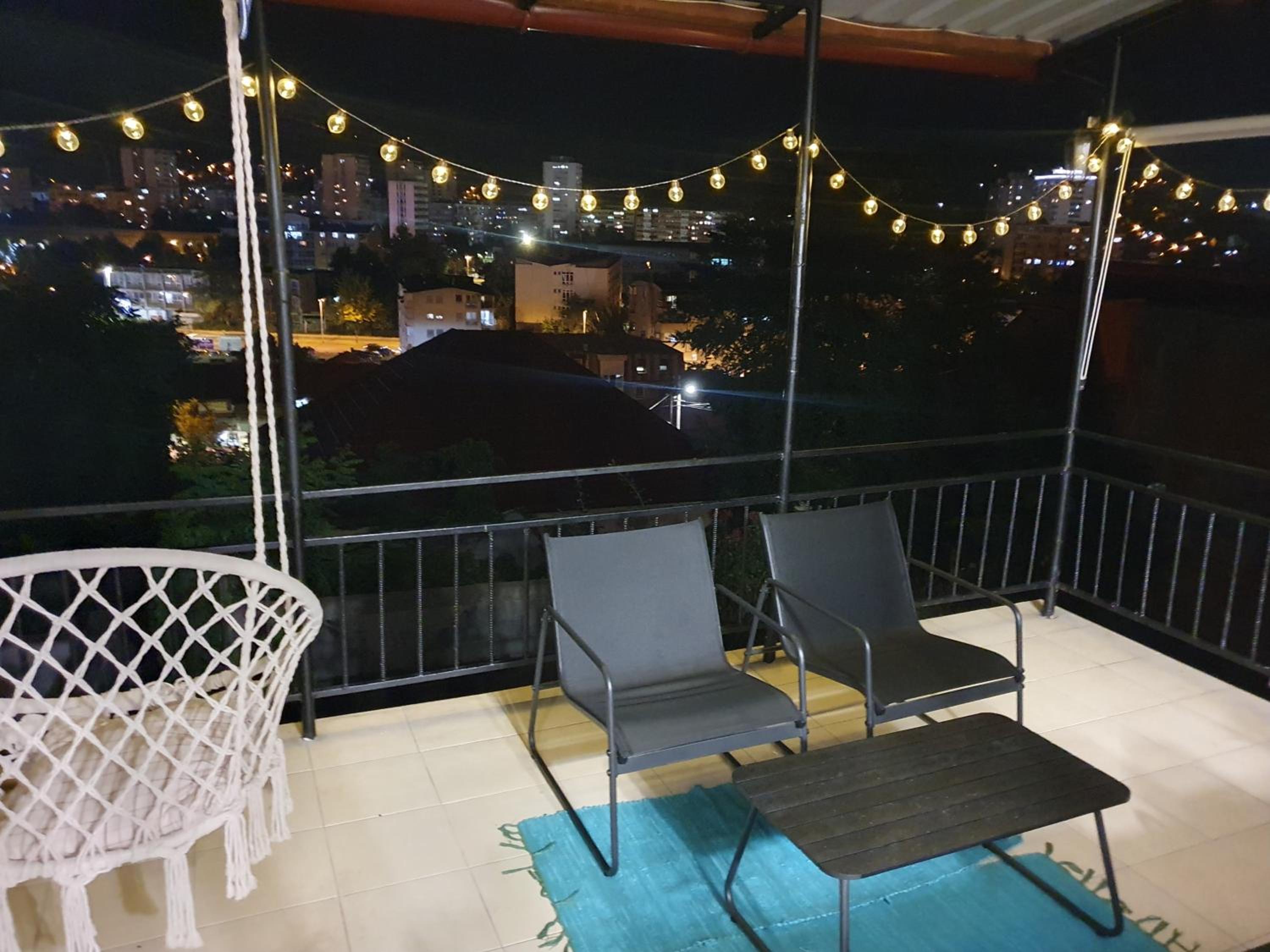 Apartment Forever