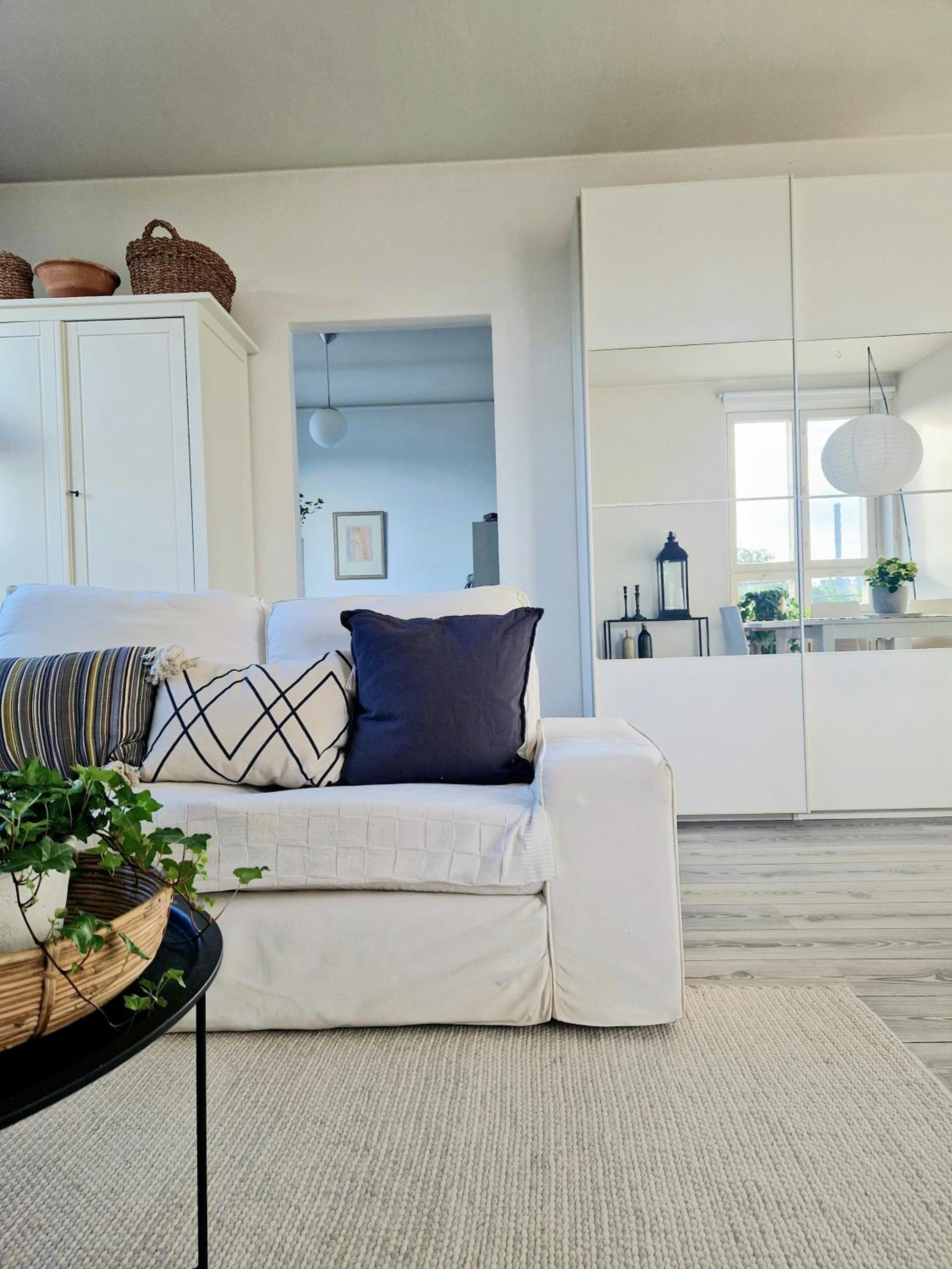 Hima Apartment Stockholm with parking