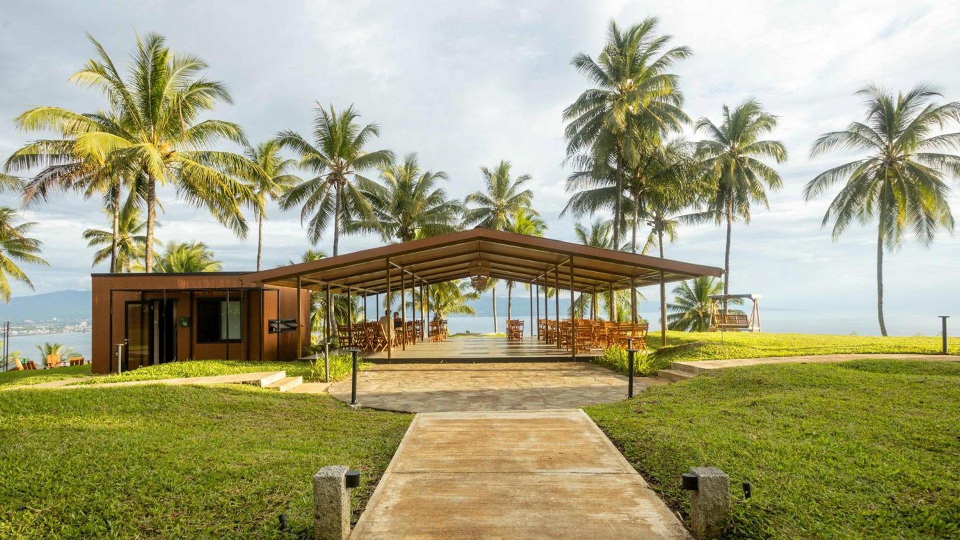 Bobocabin Bunaken Hills, Manado view 4