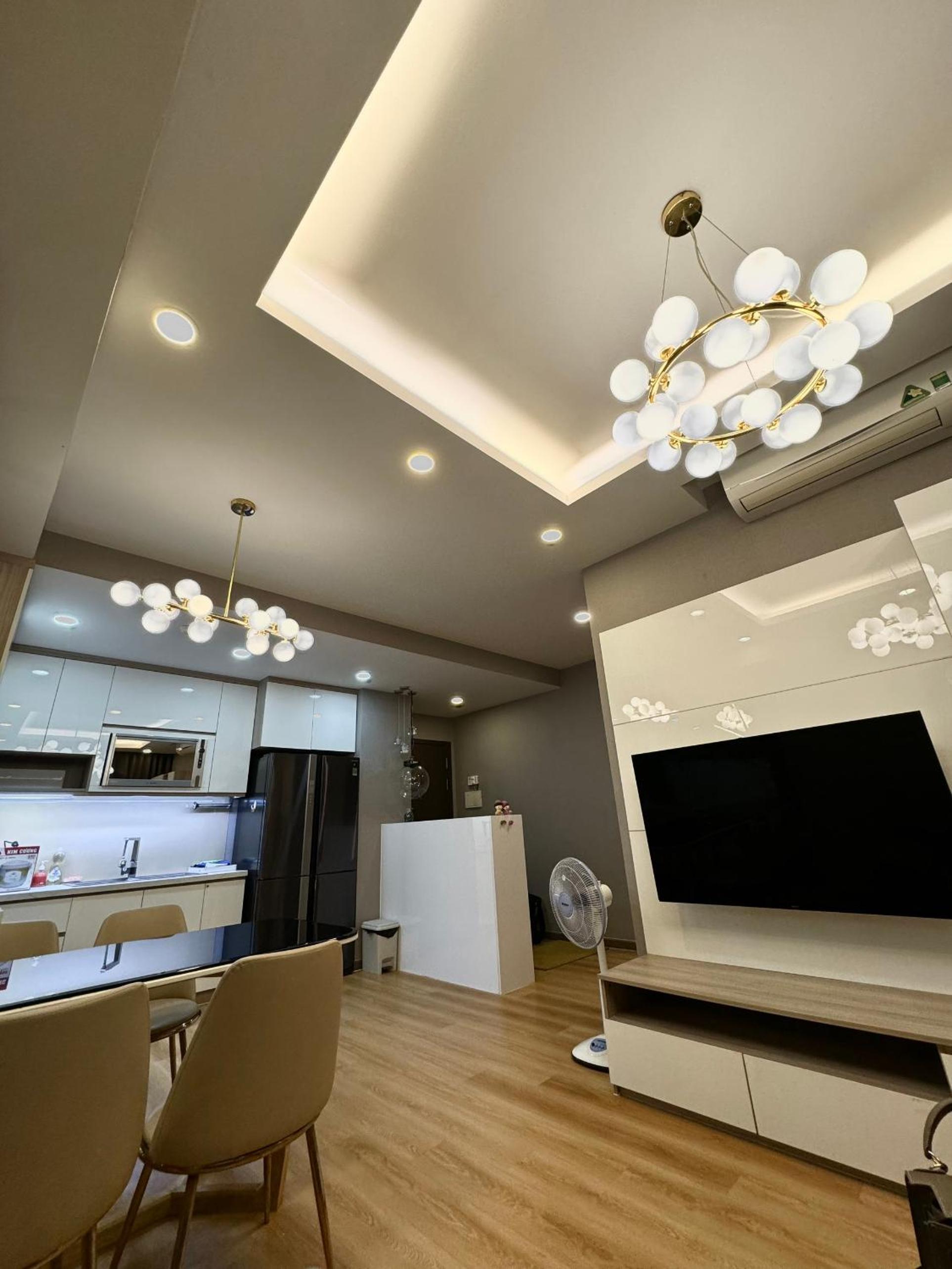 Căn hộ cao cấp gần sân bay TSN