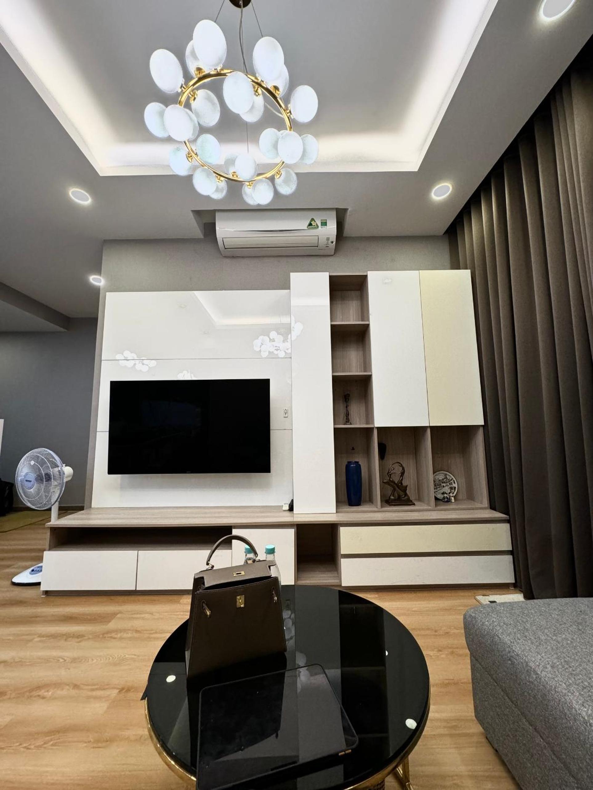 Căn hộ cao cấp gần sân bay TSN