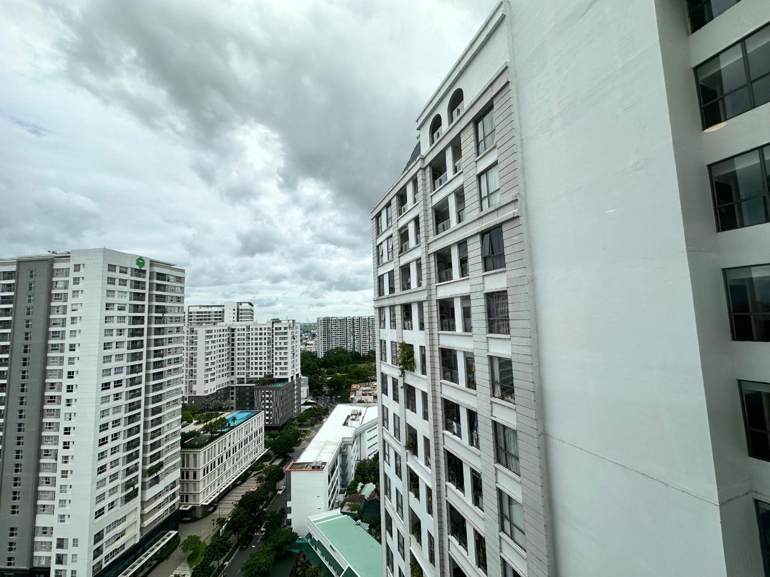 Căn hộ cao cấp gần sân bay TSN