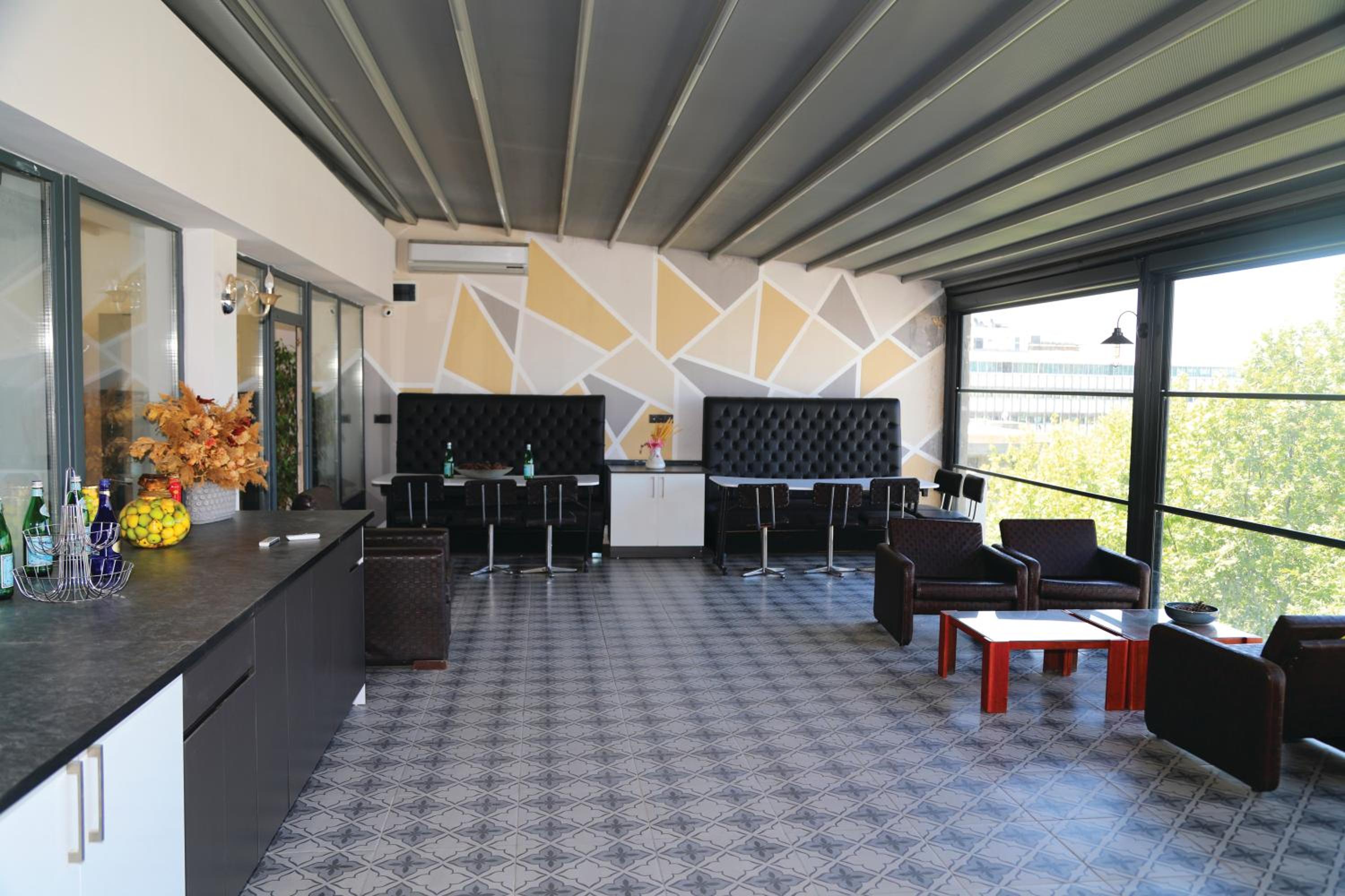 Cihan Palas - Image 12