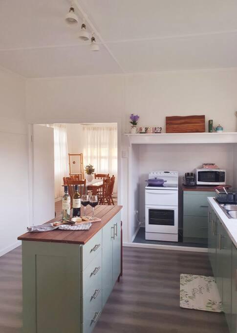 Willows Cottage on Anzac