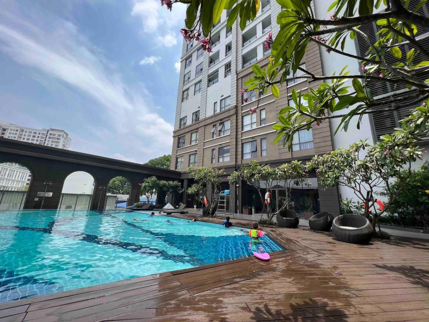 Căn hộ cao cấp gần sân bay TSN