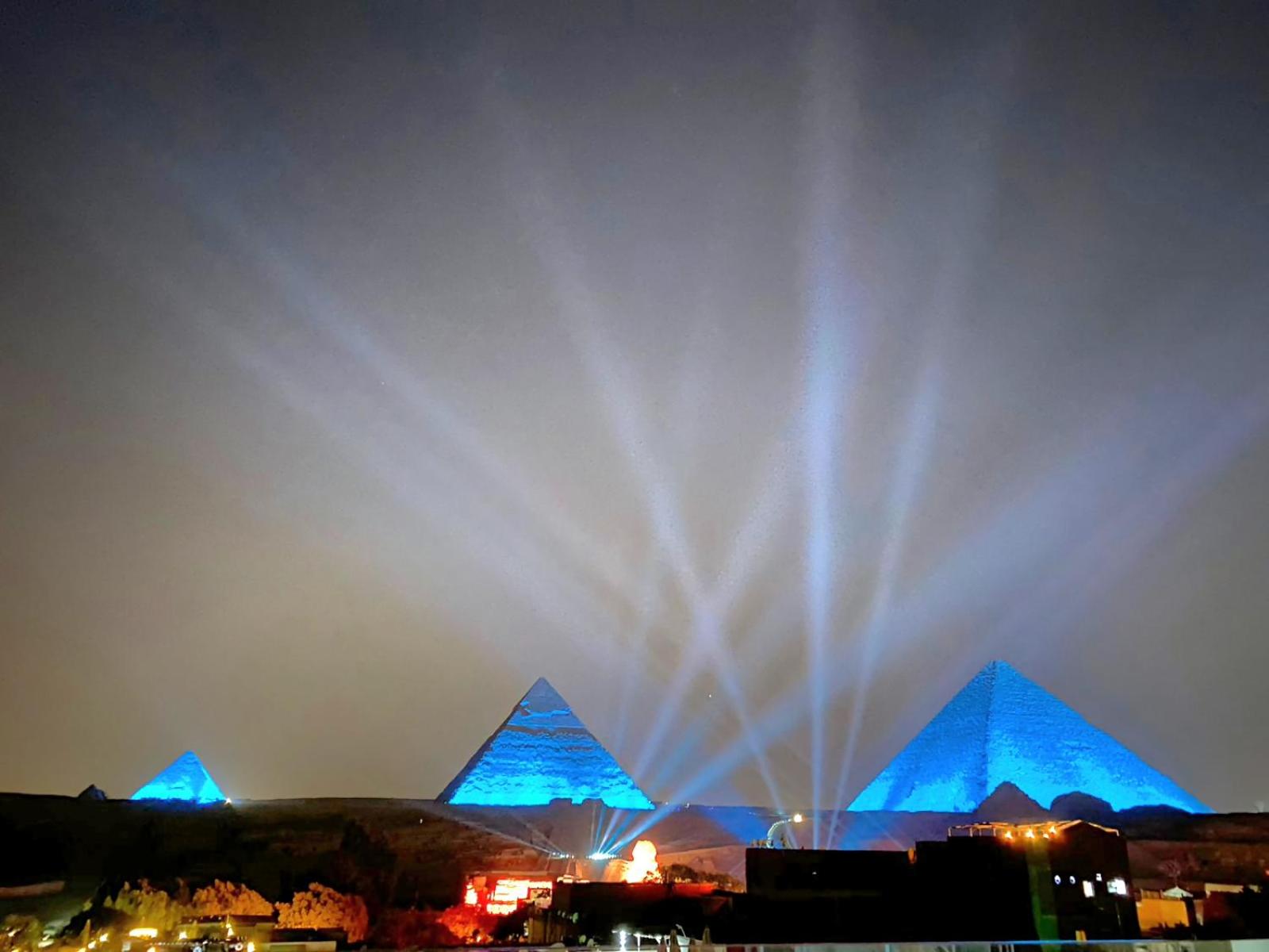 Diamond pyramids hotel