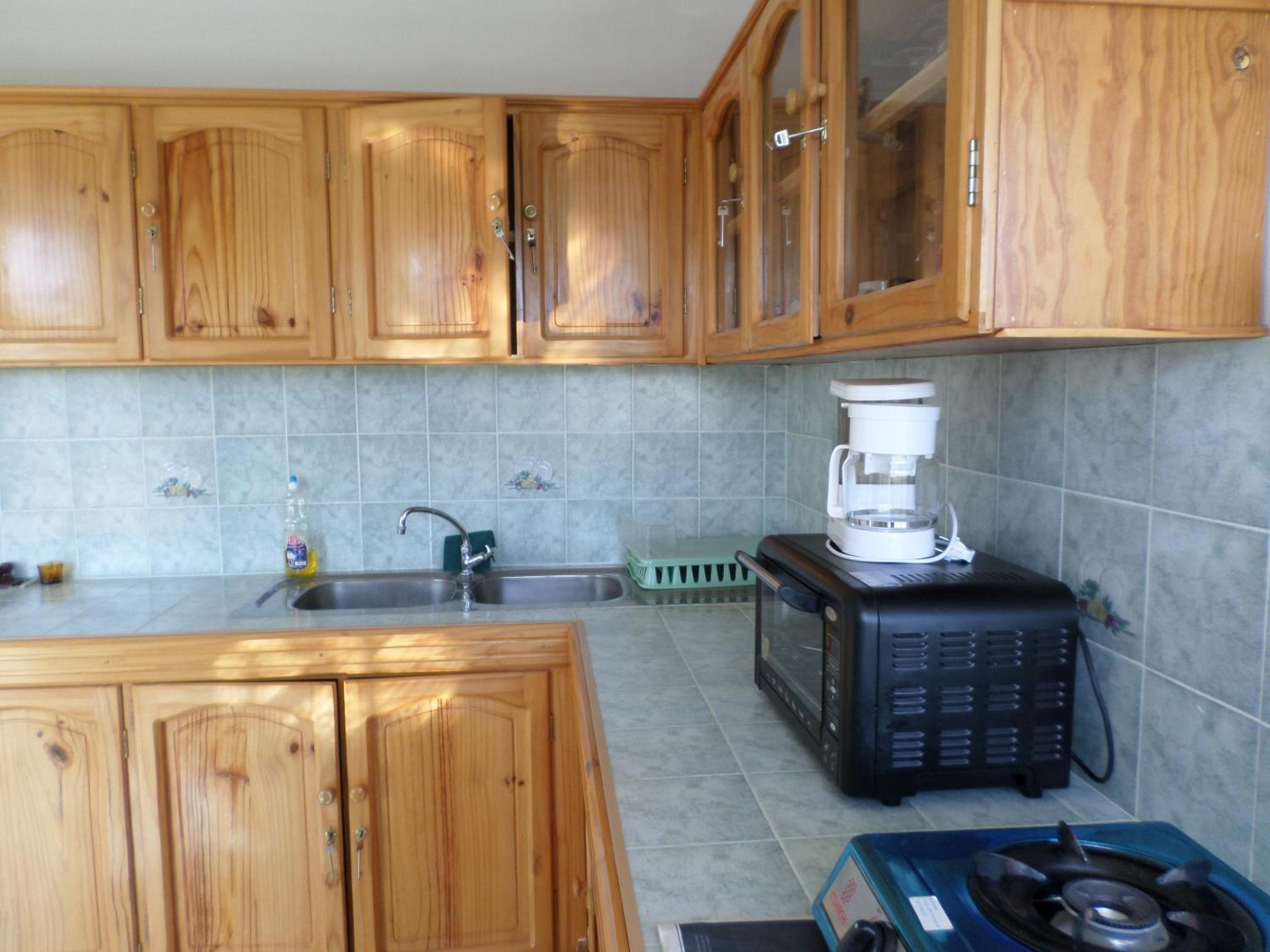 Spacious Apartment in Calodyne with Enclosed Garden view 3