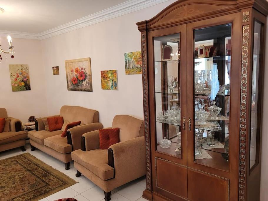 Classical Rustic Flat in Al Rehab New Cairo