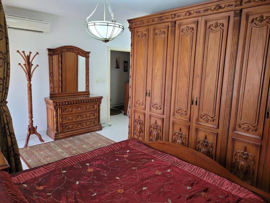 Classical Rustic Flat in Al Rehab New Cairo