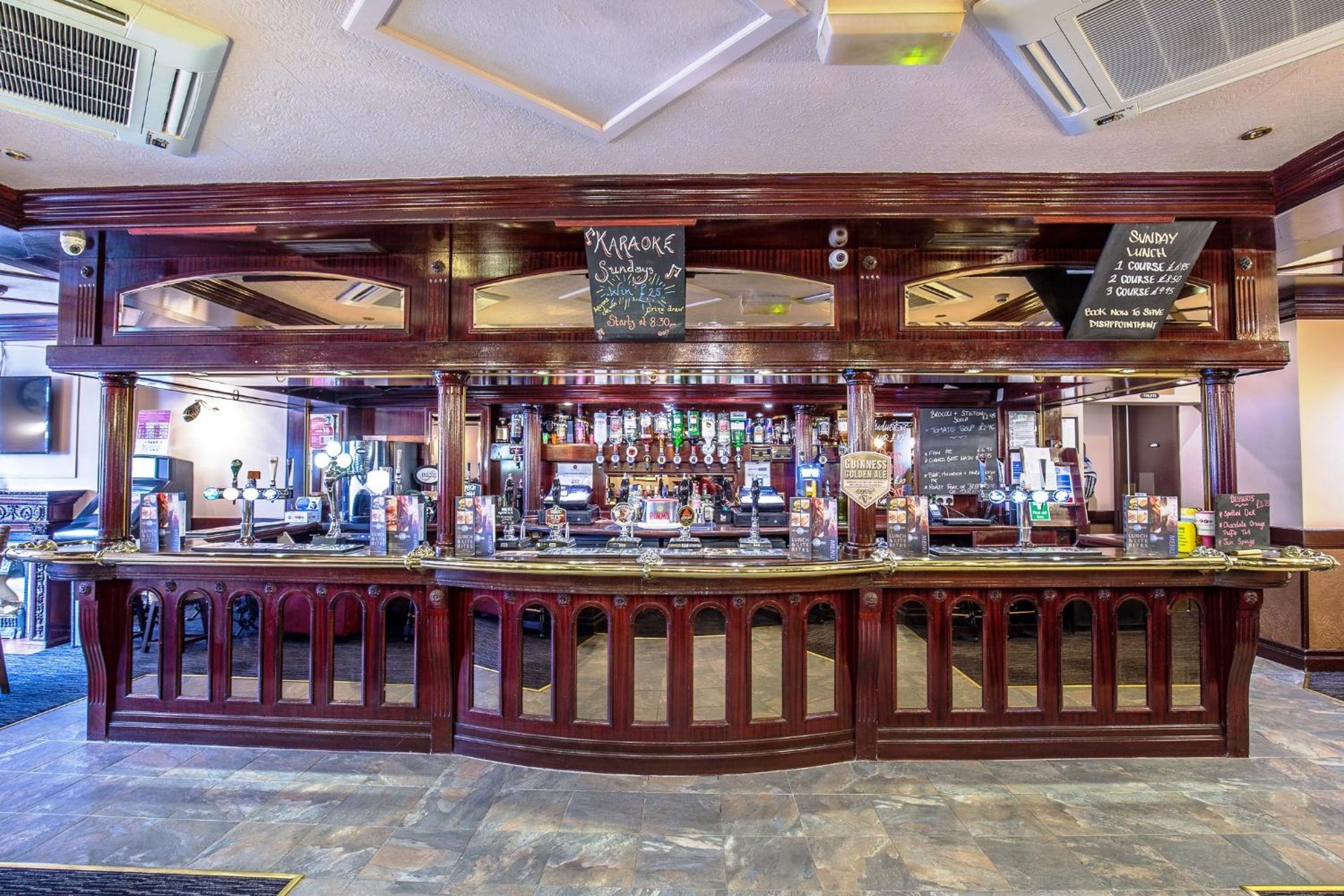 Globe Inn