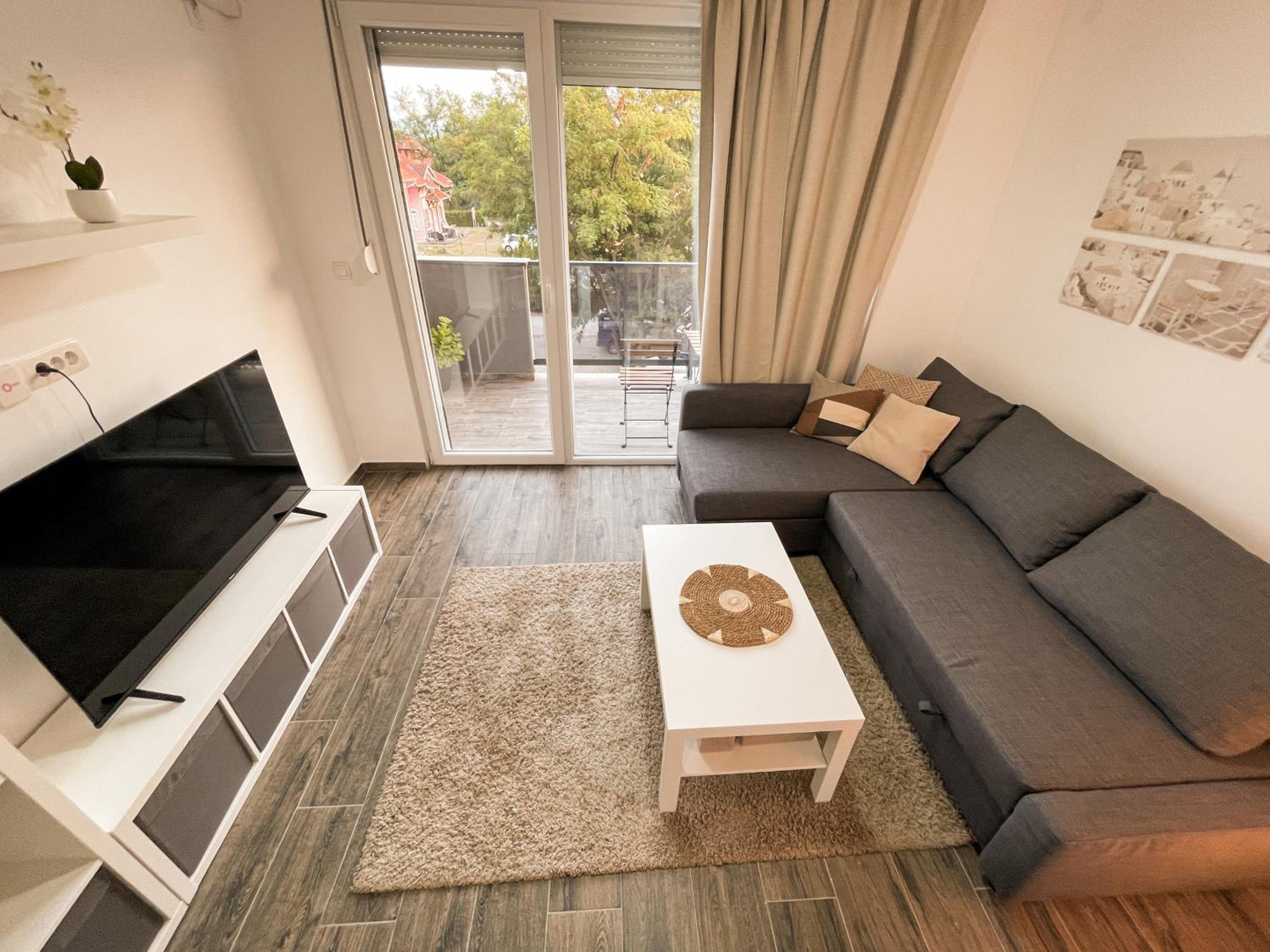 Silver Lofts 2 view 3