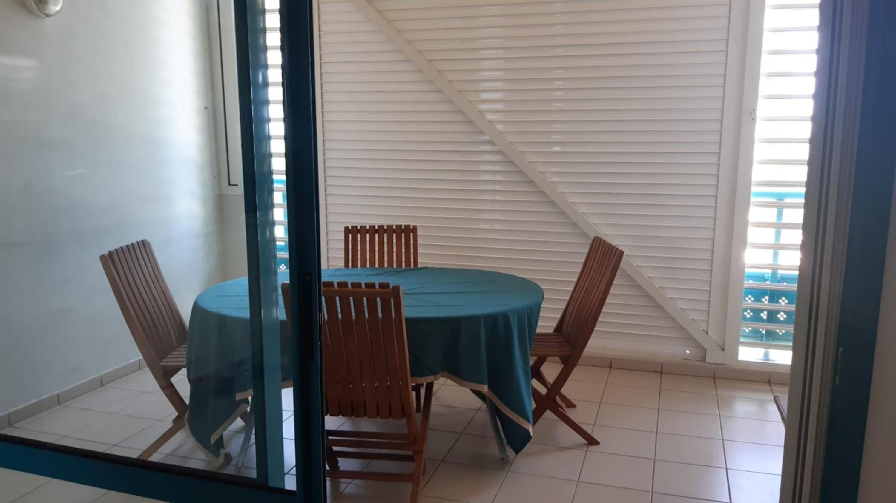 Appartement moderne avec vue sur la mer à Sainte-Anne, 30 m² view 2